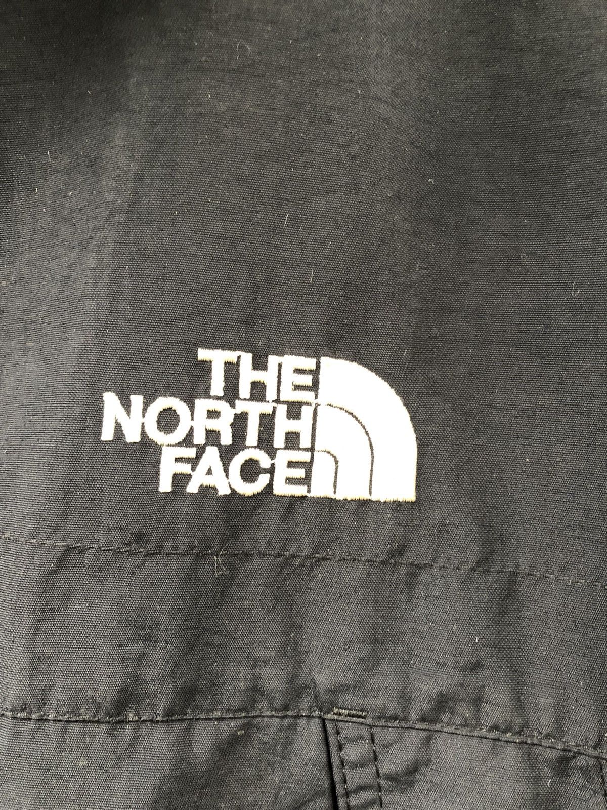 Japanese Brand 🔥🔥The North Face Windbreaker Jacket With Side Pocket Size US M / EU 48-50 / 2 - 7 Thumbnail