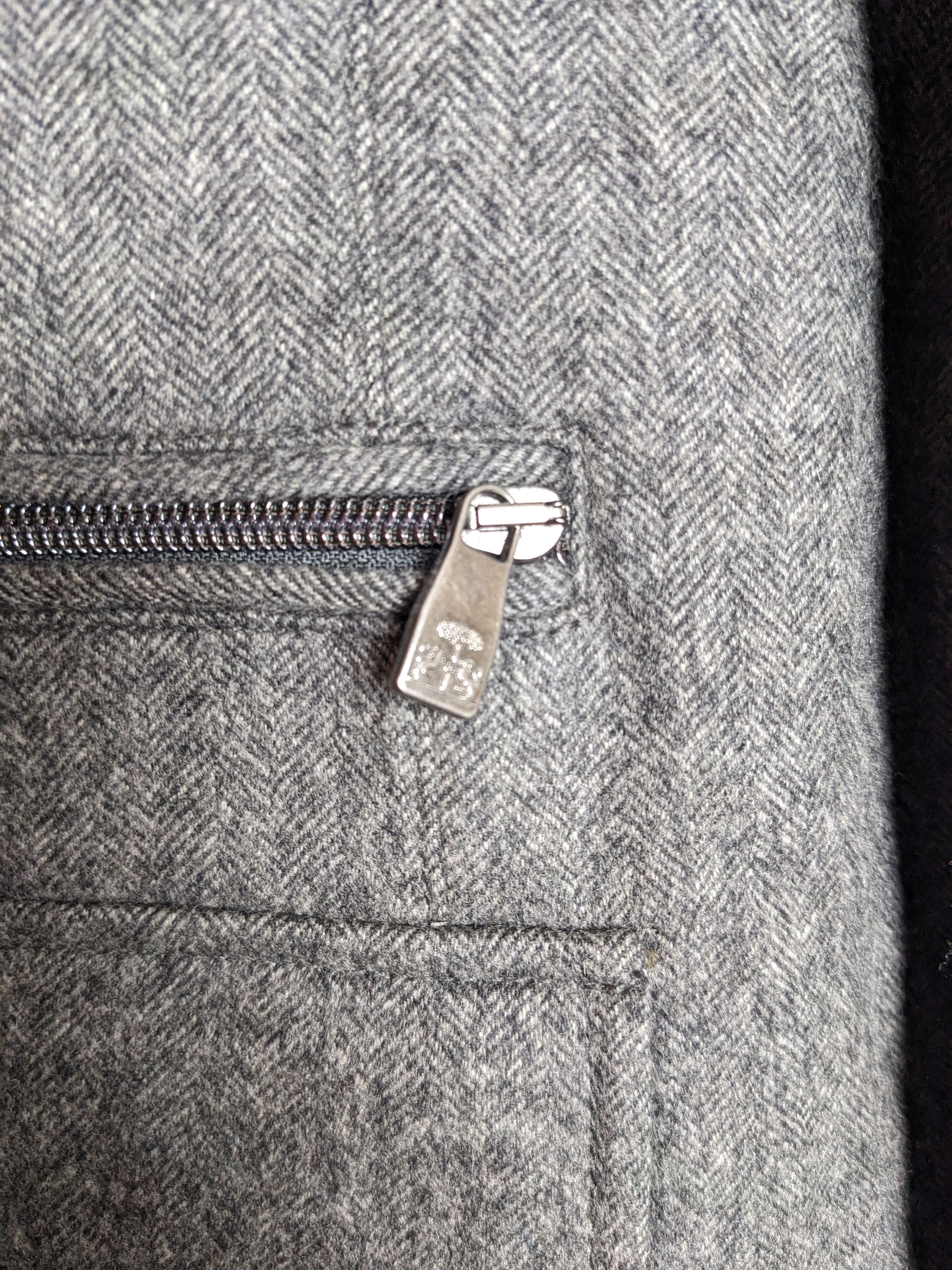 Corneliani CORNELIANI ID - JACKET 100% VERGIN WOOL MENS BLAZER Size US M / EU 48-50 / 2 - 8 Thumbnail