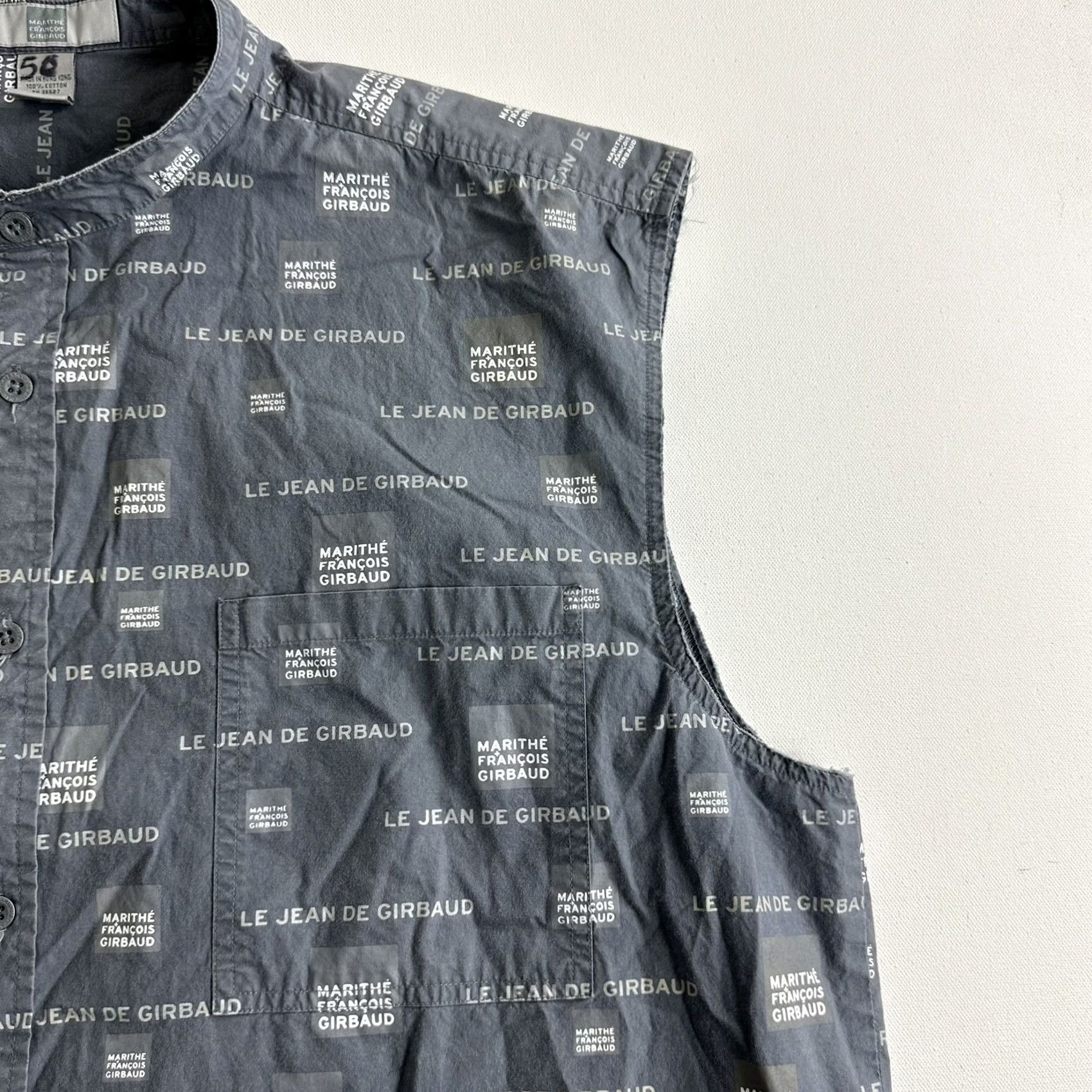 Gloverall Marithe Francois Girbaud Mens Button Up Sleeveless Vest Size 2XL All Over Print Vest Quilted Solid Gray Pocket Collared Size US XXL / EU 58 / 5 - 3 Thumbnail
