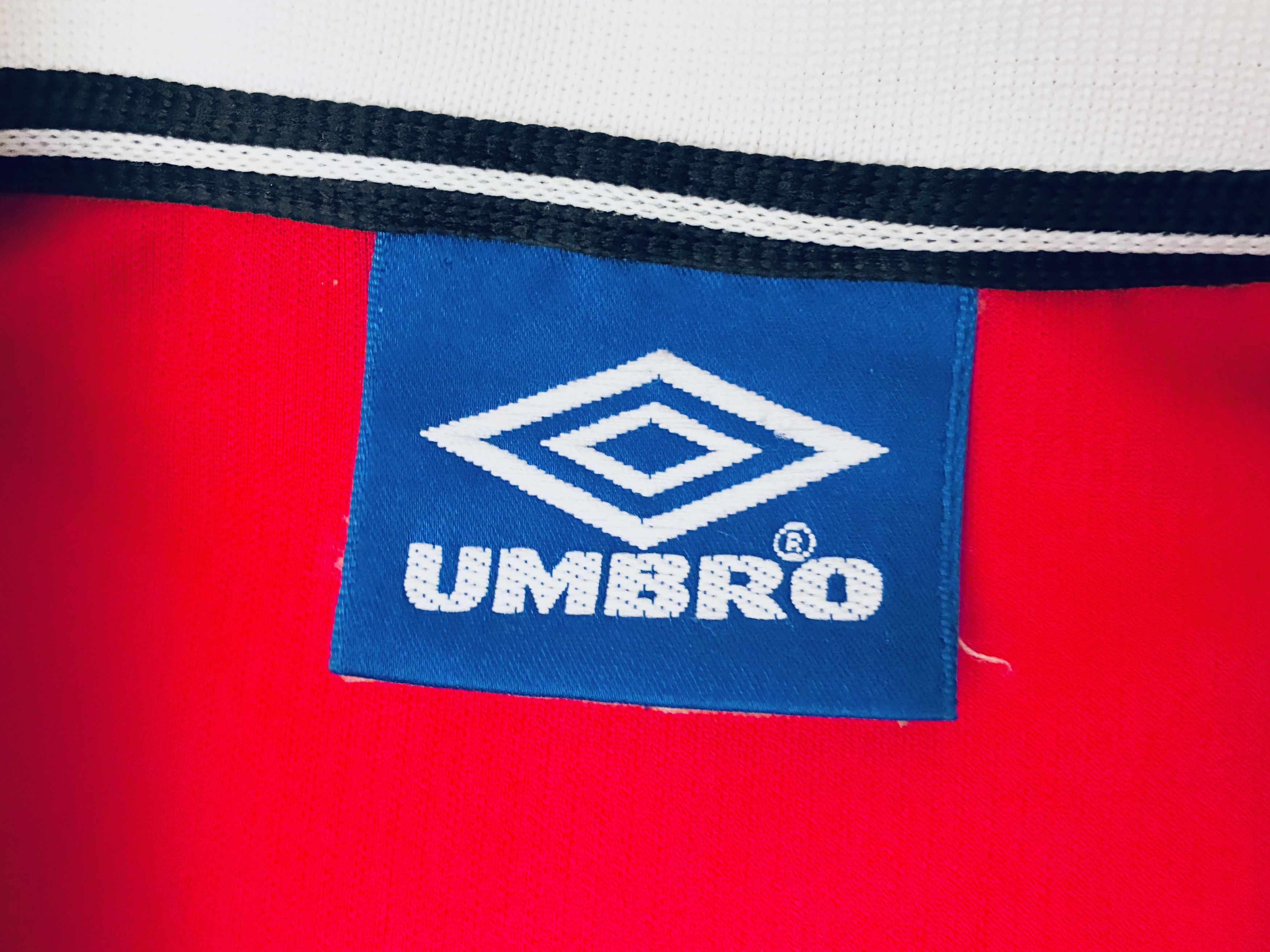 Umbro Manchester United *Cole* Home Jersey 1998 - 2000 Size US XL / EU 56 / 4 - 11 Thumbnail