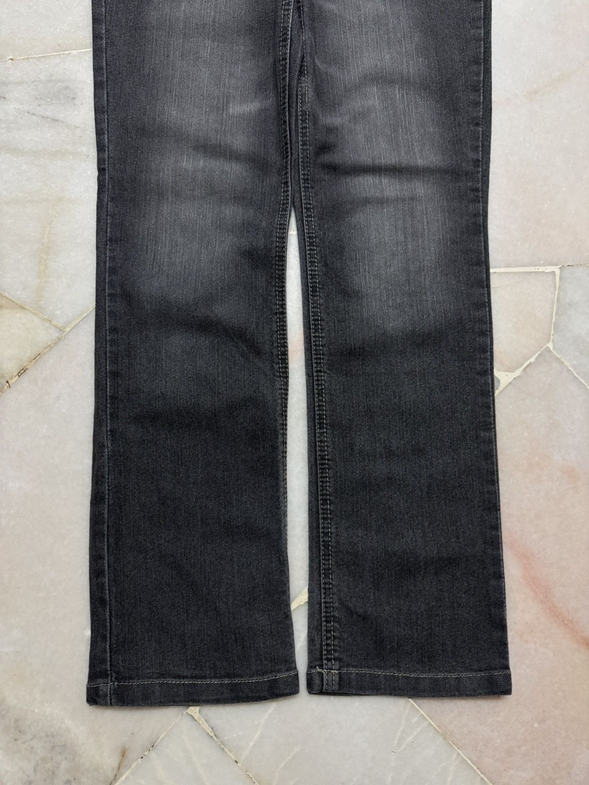 Japanese Brand 💥INSANE💥VINTAGE JAPANESE MUDWASHED WHISKER STYLE JEANS Size US 26 / EU 42 - 8 Thumbnail