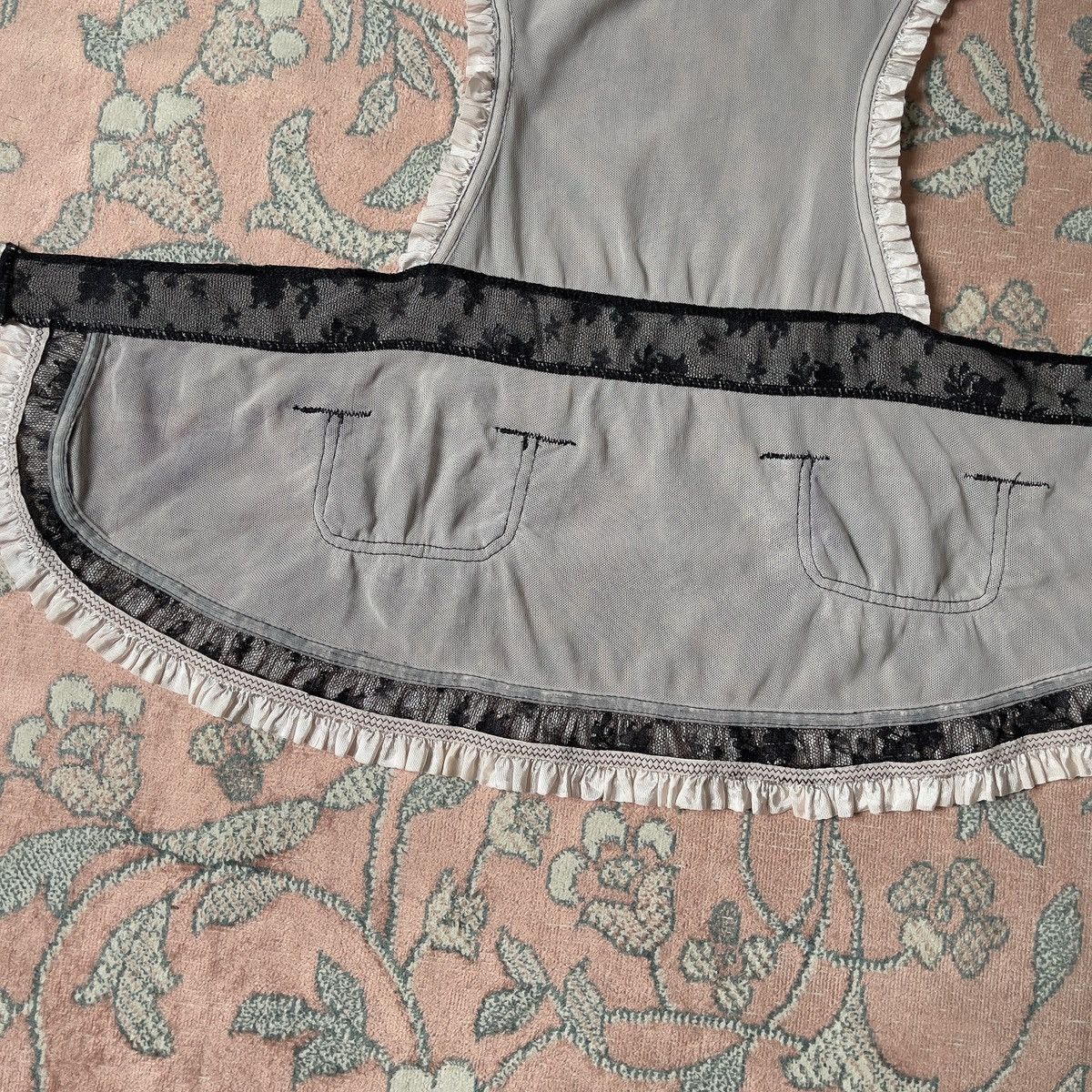 Victoria's Secret VS Black Lace Maid (34B/32C) Size ONE SIZE - 4 Thumbnail