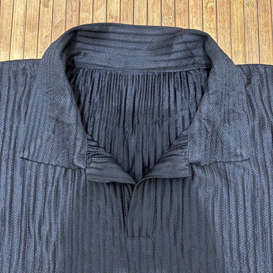 Homme Plisse Issey Miyake HOMME PLISSE ISSEY MIYAKE BASICS BLACK PLEATS Size US XL / EU 56 / 4 - 4 Thumbnail