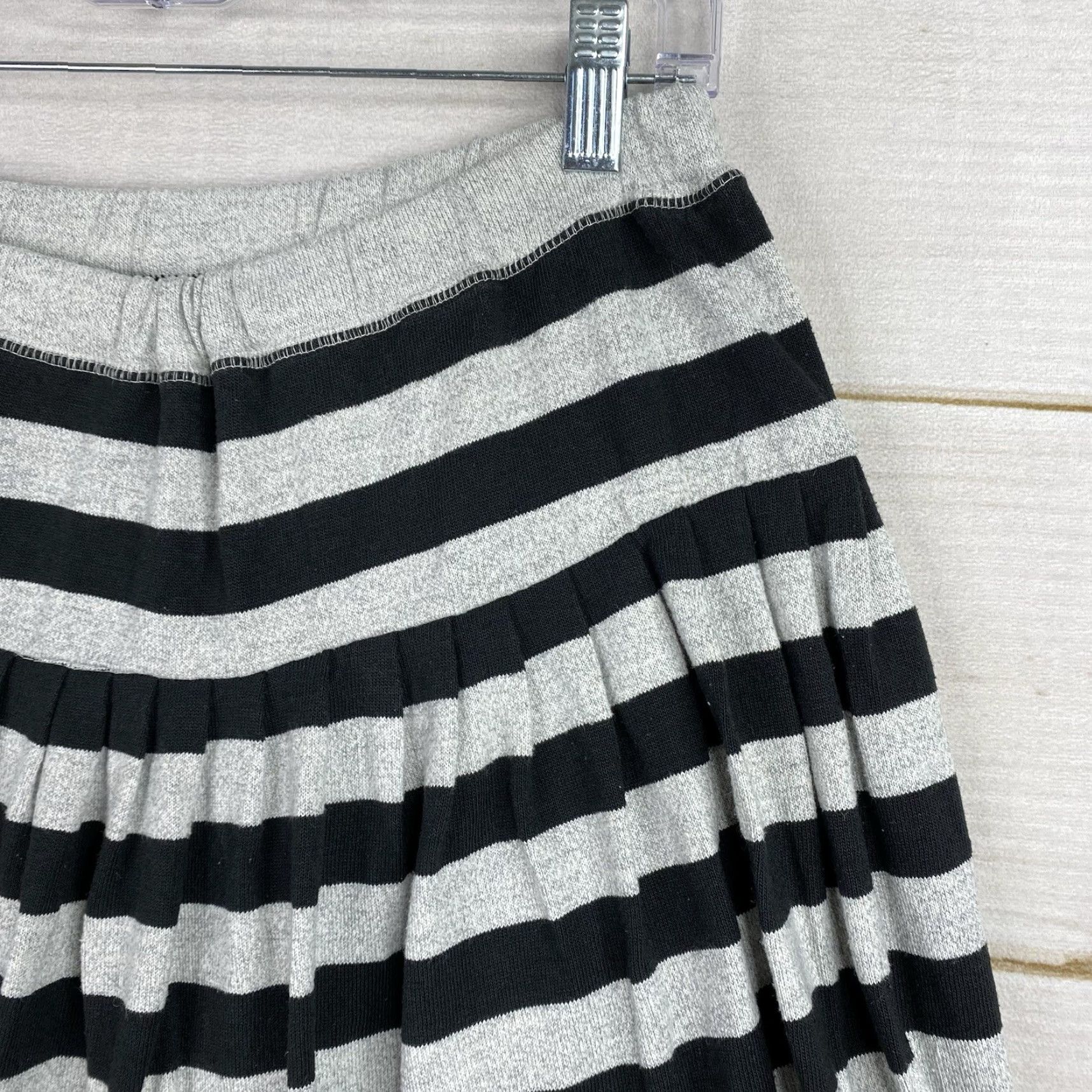 Bugle Boy **Vintage Bugle Boy Gray Pleated Skirt M Women's 90s Grunge Style** User: Vintage Bugle Boy Gray Pleated Skirt M Women's 90s Grunge Style Size 32" / US 10 / IT 46 - 6 Thumbnail
