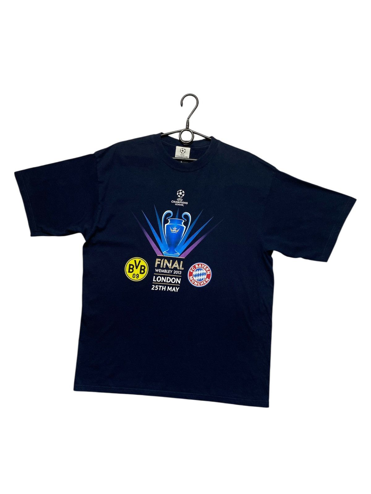 UEFA Vintage UEFA Champions League final 2013 BVB Bayern Size US L / EU 52-54 / 3 - 1 Thumbnail