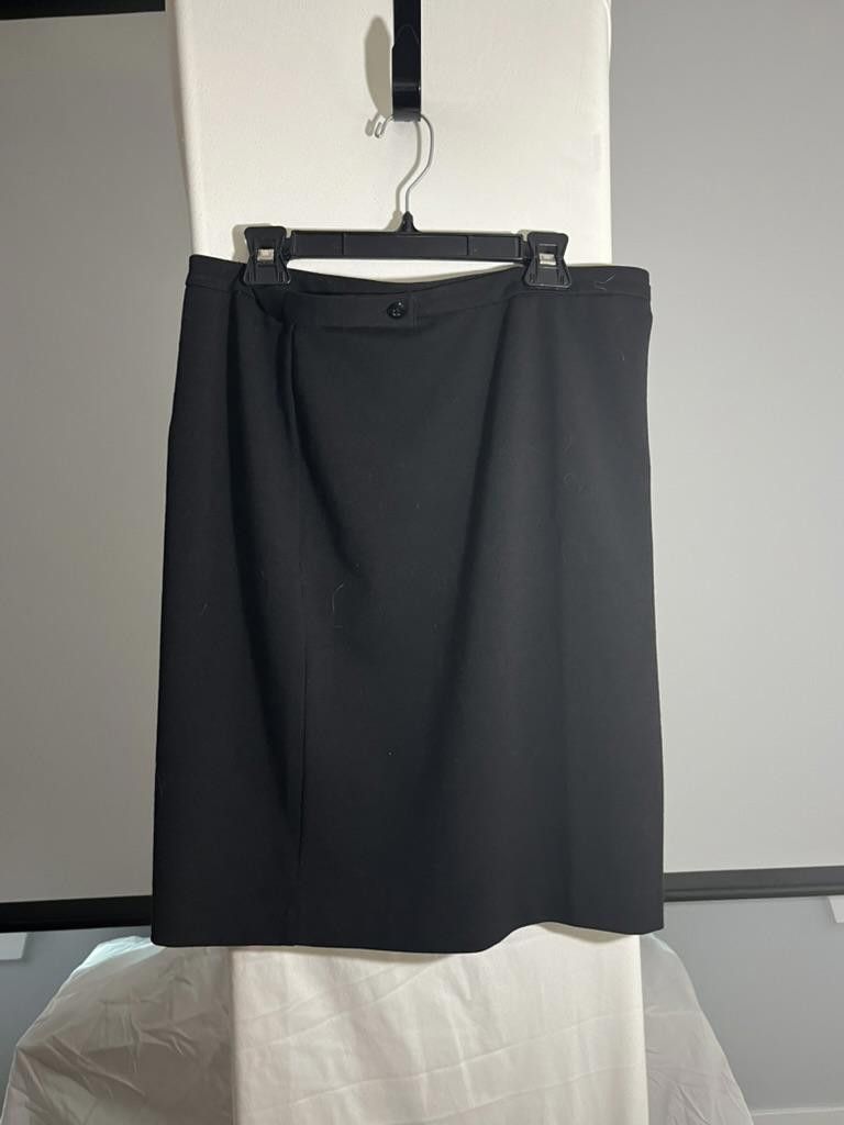 Designer ECI New York Women's Black Skirt - Size M Size 32" / US 10 / IT 46 - 1 Thumbnail