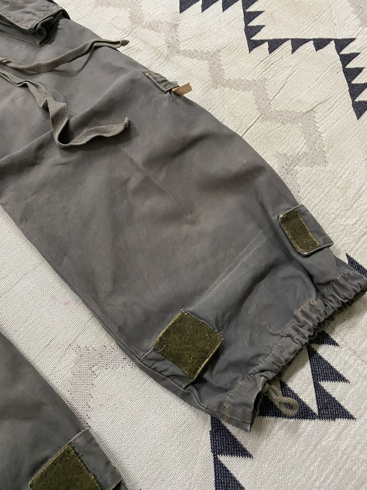 If Six Was Nine 2000s IFSIXWASNINE STYLE BONDAGE MULTIPOCKET CARGO PANT Size US 30 / EU 46 - 19 Thumbnail