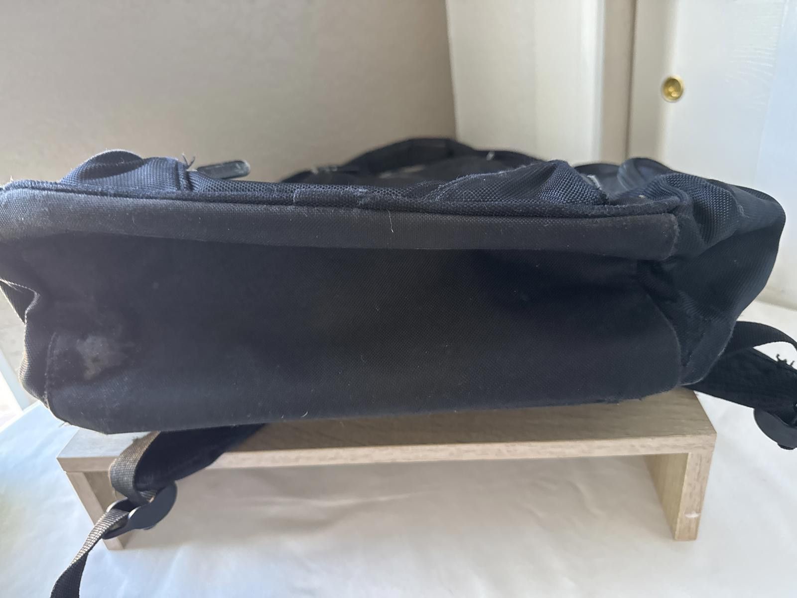 Designer Targus Dual Compartment Backpack - Spacious & Durable Size ONE SIZE - 10 Thumbnail
