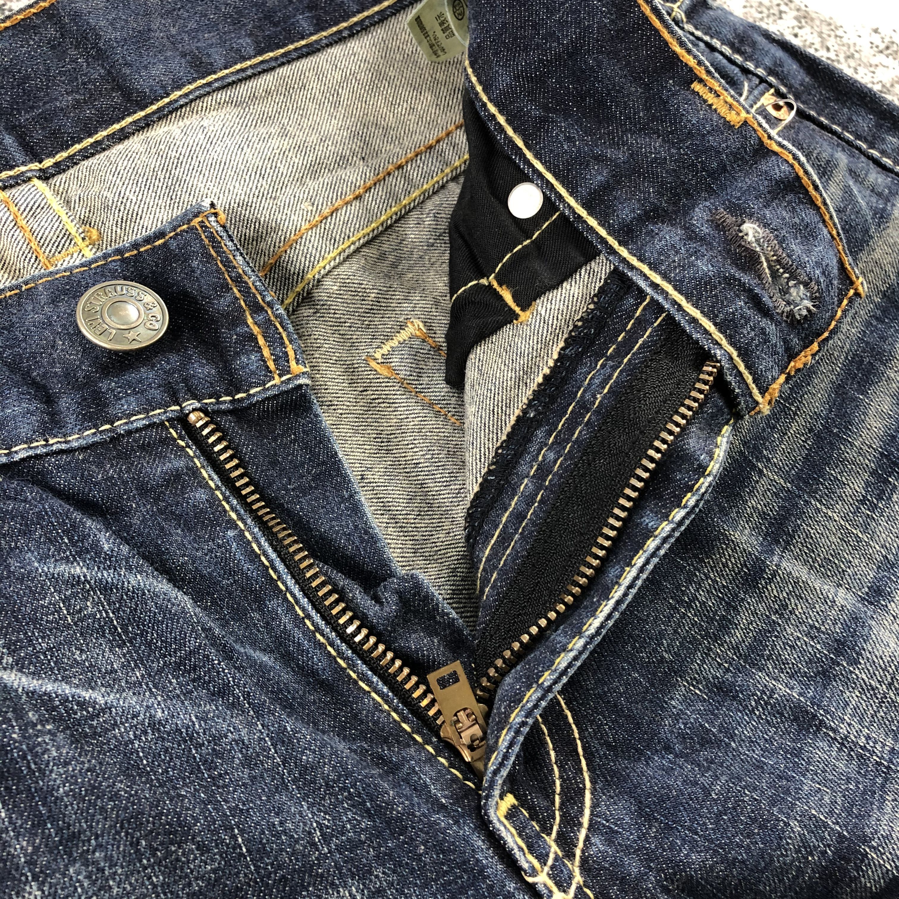 Levi's Vintage Levis 708 Cargo Jeans Multi Pocket Denim KJ827 Size US 32 / EU 48 - 11 Thumbnail