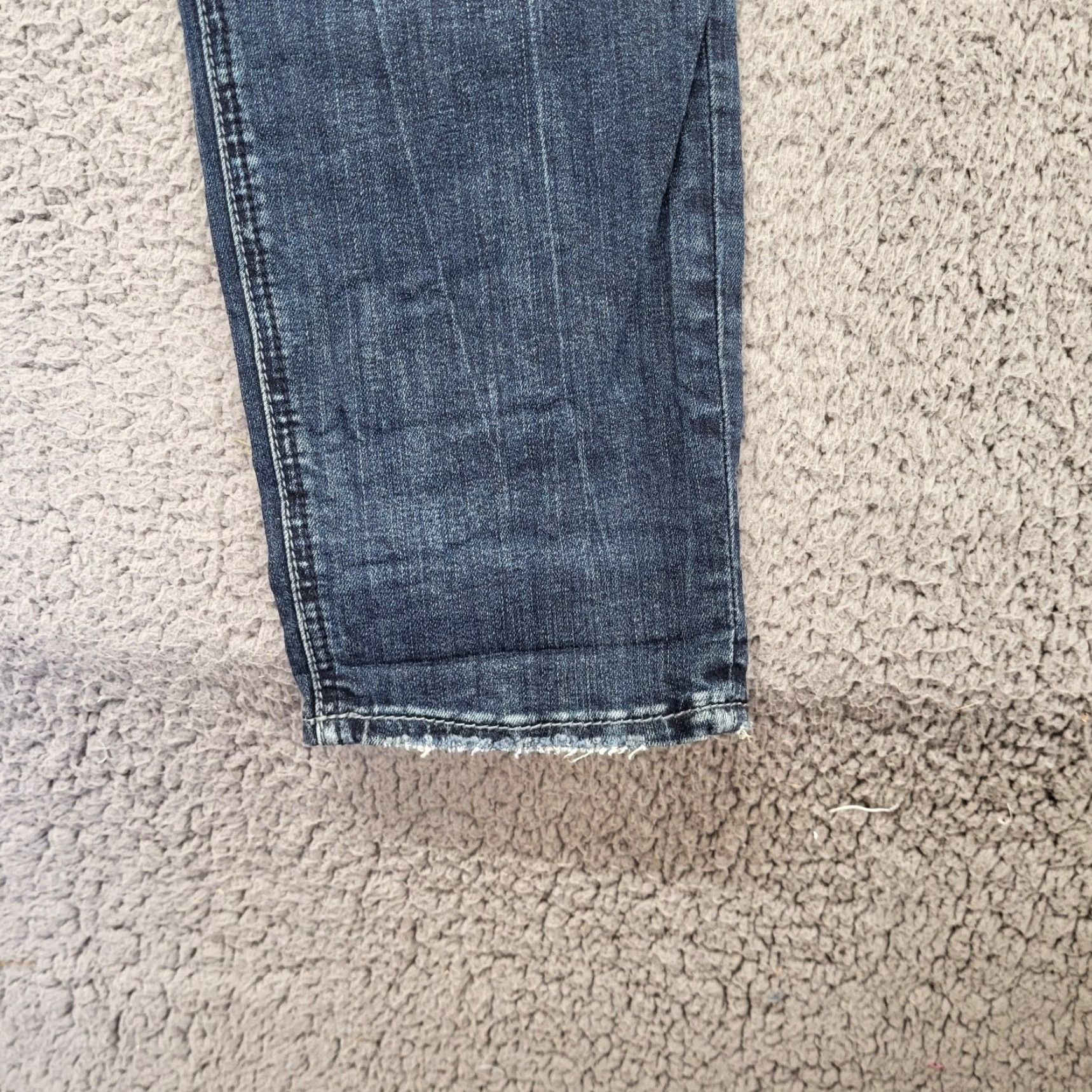 Silver Jeans Co. Silver Jeans Womens 28/29L Boyfriend Jeans Dark Wash Faded Whiskered Blue Denim Size 28" / US 6 / IT 42 - 6 Thumbnail