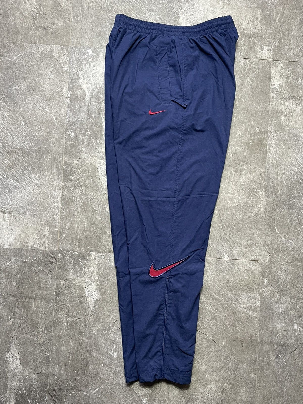 Nike Vintage Nike Nylon Track Pants Striped 2000s Joggers Swoosh Size US 34 / EU 50 - 4 Thumbnail
