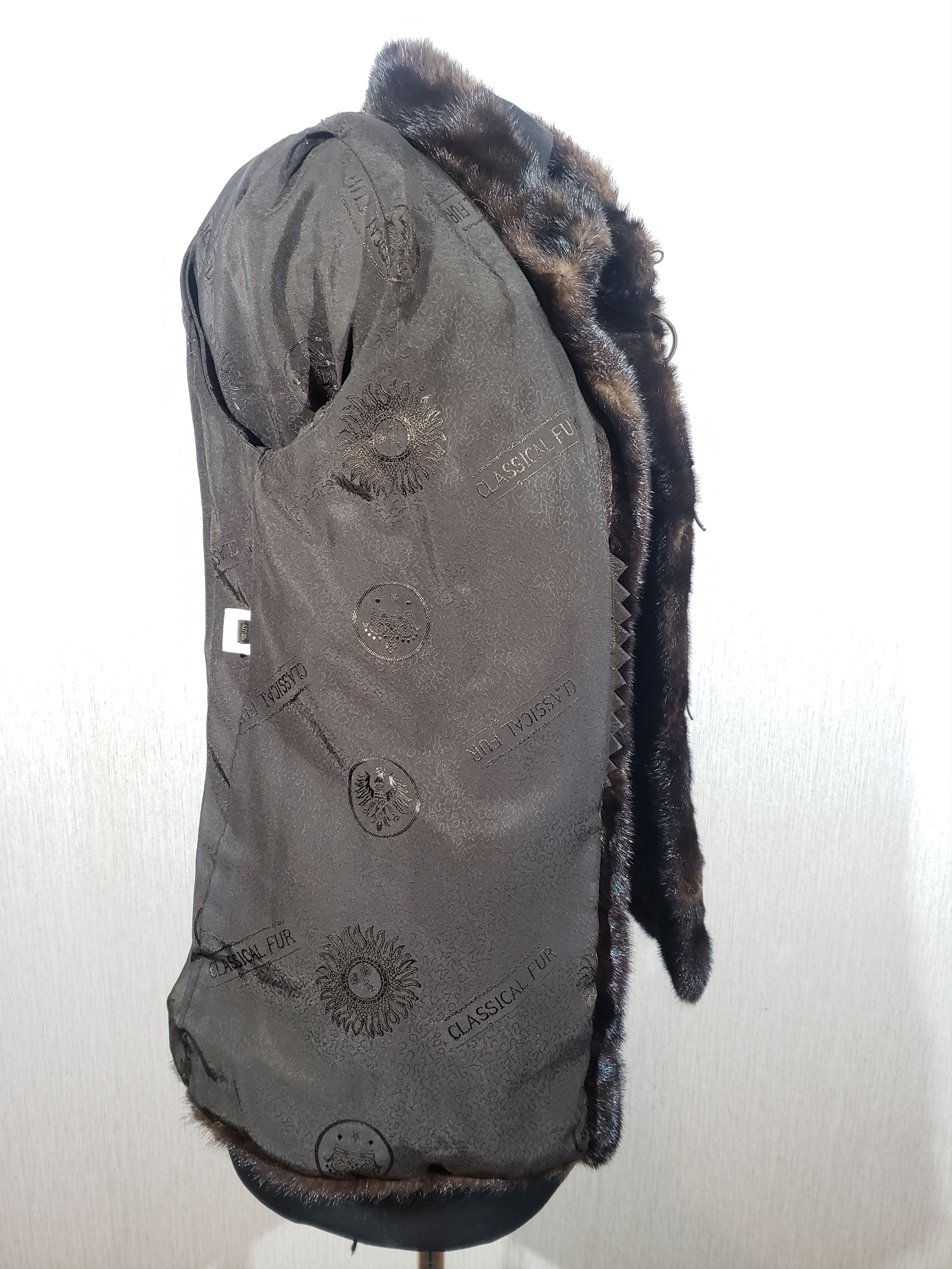 Other Stylish women's mink coat with detachable sleeves. Size M / US 6-8 / IT 42-44 - 9 Thumbnail