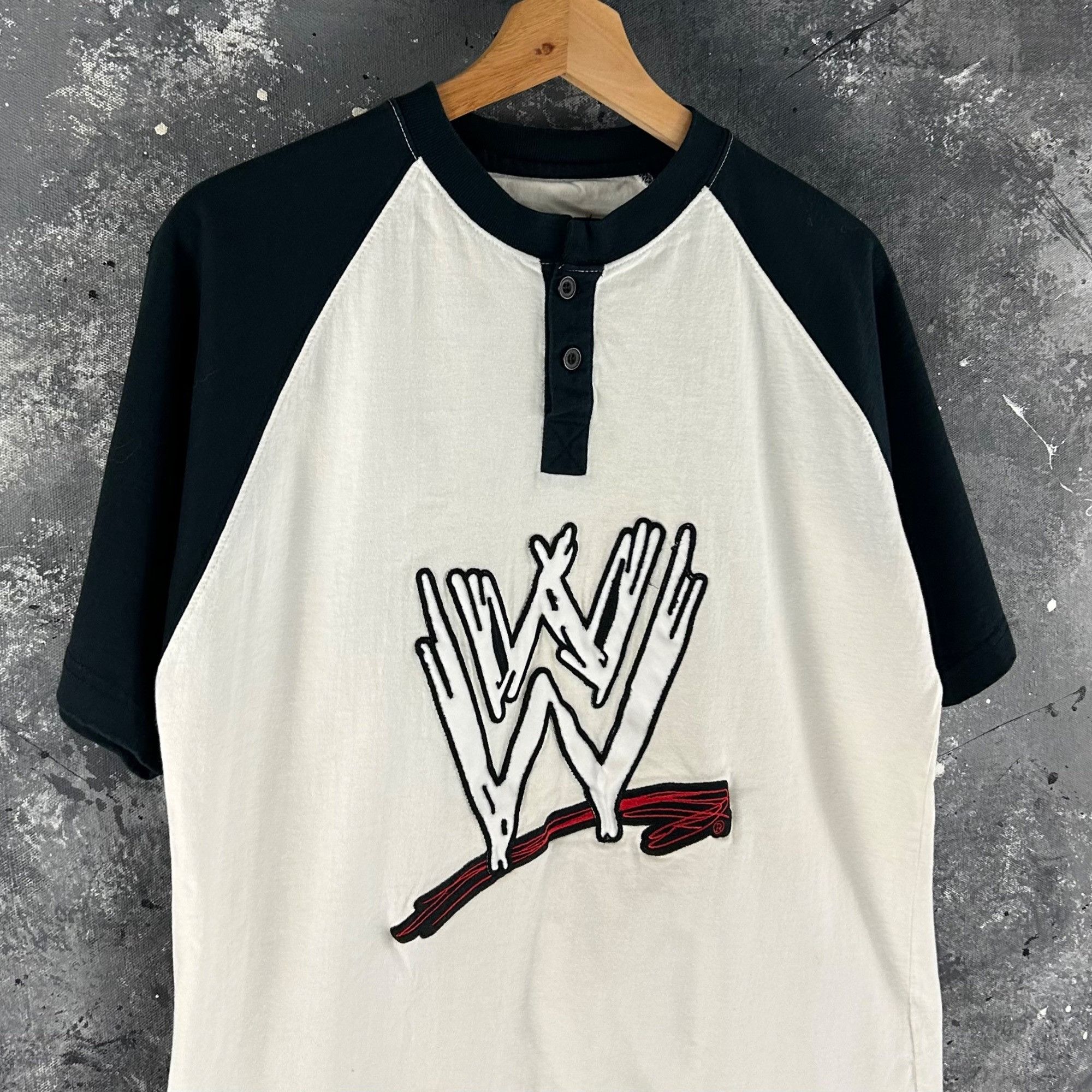 WWE Vintage 1990’s WWE baseball embroidered white black shirt Size US L / EU 52-54 / 3 - 2 Thumbnail