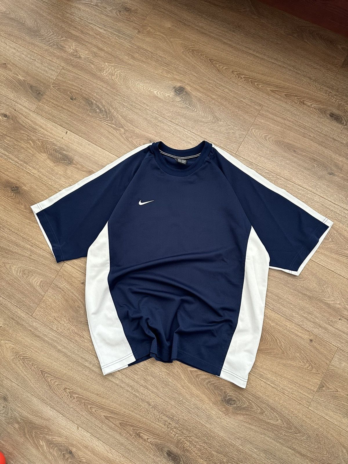 Nike 🔥VINTAGE NIKE TEAM JERSEY BLOCKCORE T-SHIRT🔥 Size US XL / EU 56 / 4 - 1 Thumbnail