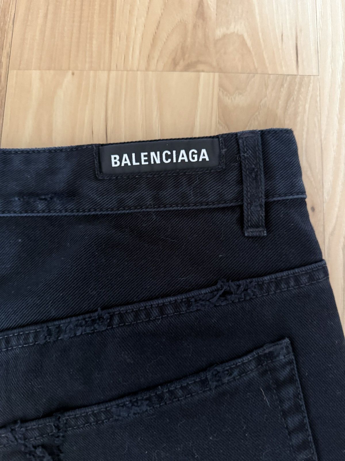 Balenciaga Balenciaga denim shorts distressed Size US 34 / EU 50 - 7 Thumbnail