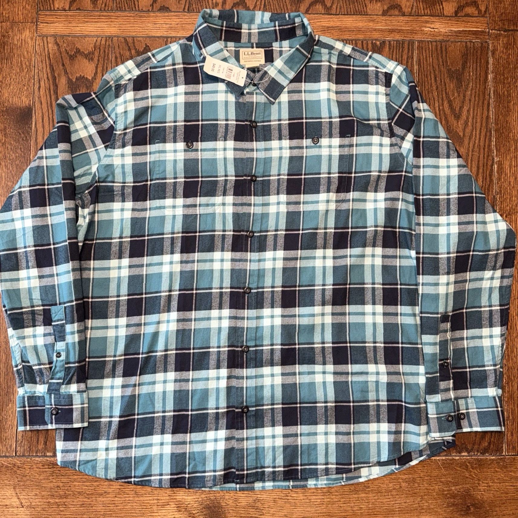 Vintage L.L. Bean Wicked Soft Flannel Shirt 2XL Button-Up Plaid Blue Regular Men Size US XXL / EU 58 / 5 - 2 Thumbnail