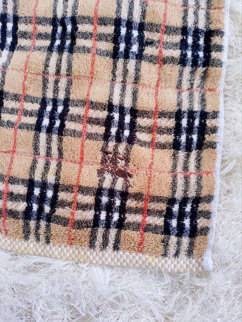 Burberry Vintage BURBERRY London Gold Nova Checkered Hand Face Towel Size ONE SIZE - 3 Thumbnail