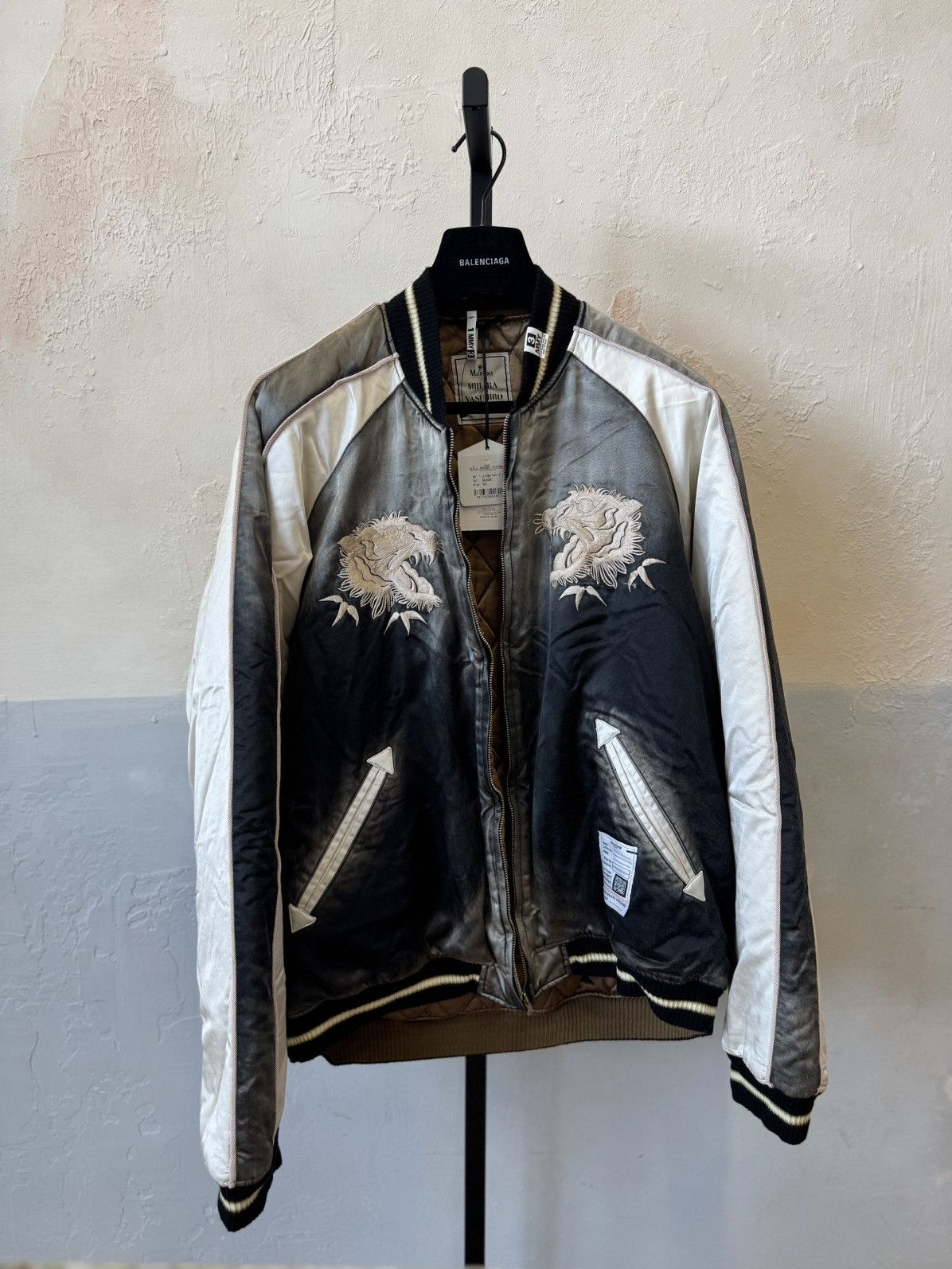 Maison MIHARA YASUHIRO FW24 VINTAGE BLACK BOMBER JACKET JAPANESE TOKIO TIGER Size US XL / EU 56 / 4 - 3 Thumbnail