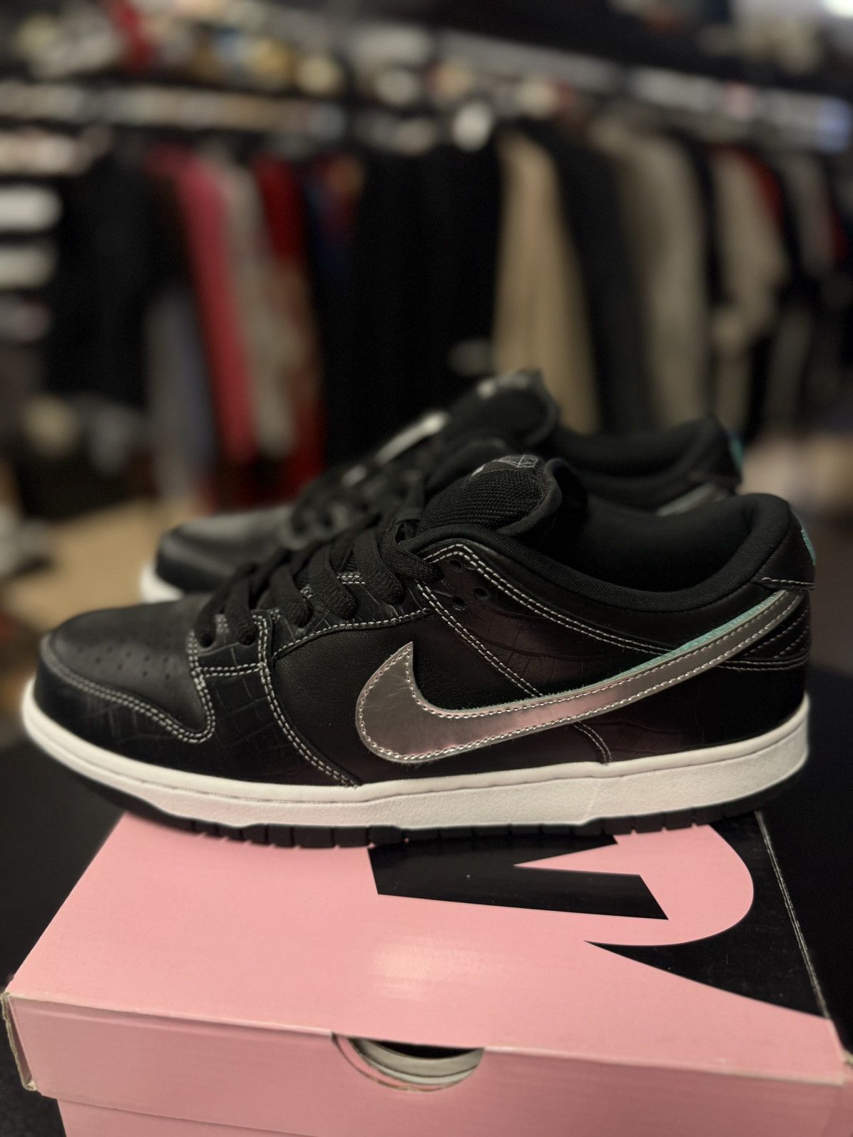 Diamond Supply Co. × Nike Size 11 - Nike Diamond Supply Co x Dunk SB Low Black Diamond Size US 11 / EU 44 - 10 Thumbnail
