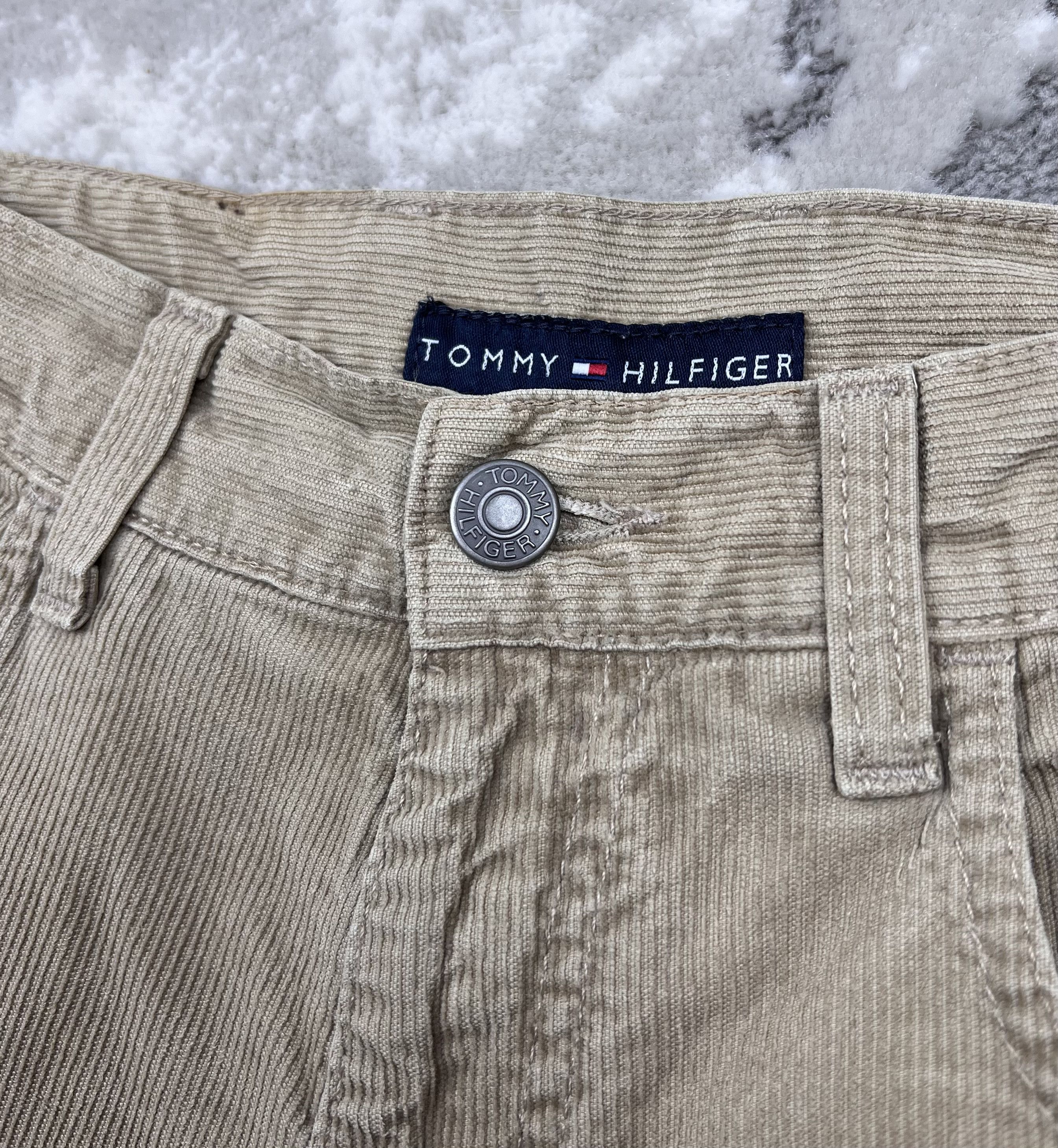 Tommy Hilfiger Tommy Hilfiger Midtown Corduroy Pants Beige W31 Size US 31 - 9 Thumbnail