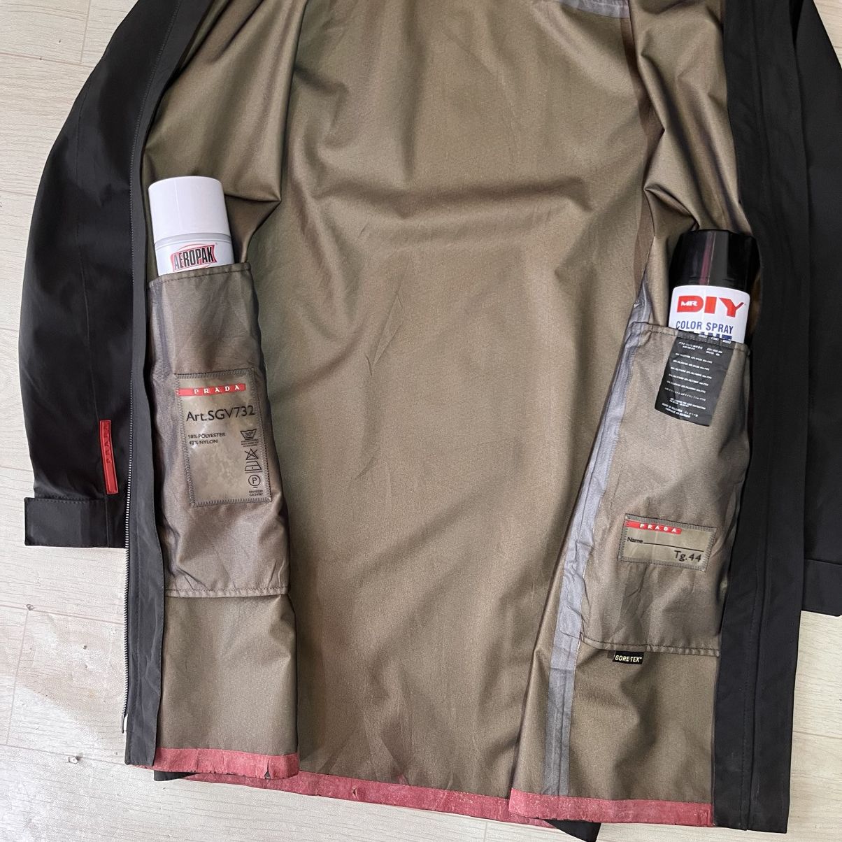 Prada 💥 Prada sport coat jacket goretex art.SGV732 Size US M / EU 48-50 / 2 - 12 Thumbnail
