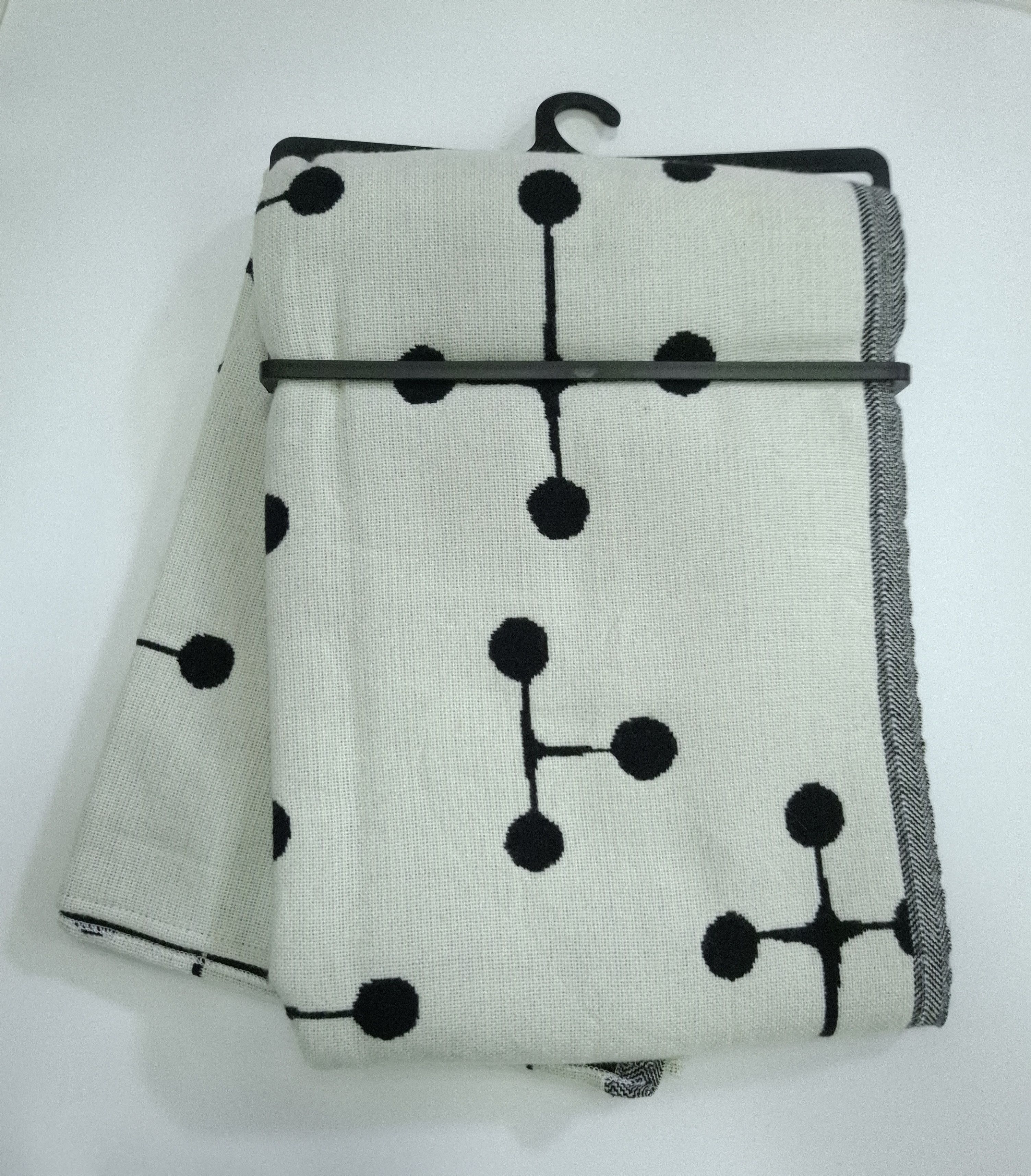 MoMA × Uniqlo Rare UNIQLO x EAMES SPRZ NY MOMA Stole/Scarf/Poncho/Blanket Size ONE SIZE - 4 Thumbnail