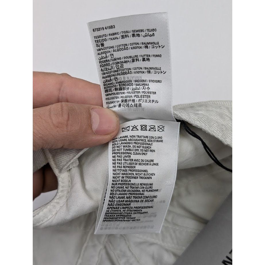Balenciaga o1rshd1 Size: S / Logo Hat/Cap in White Size ONE SIZE - 22 Thumbnail