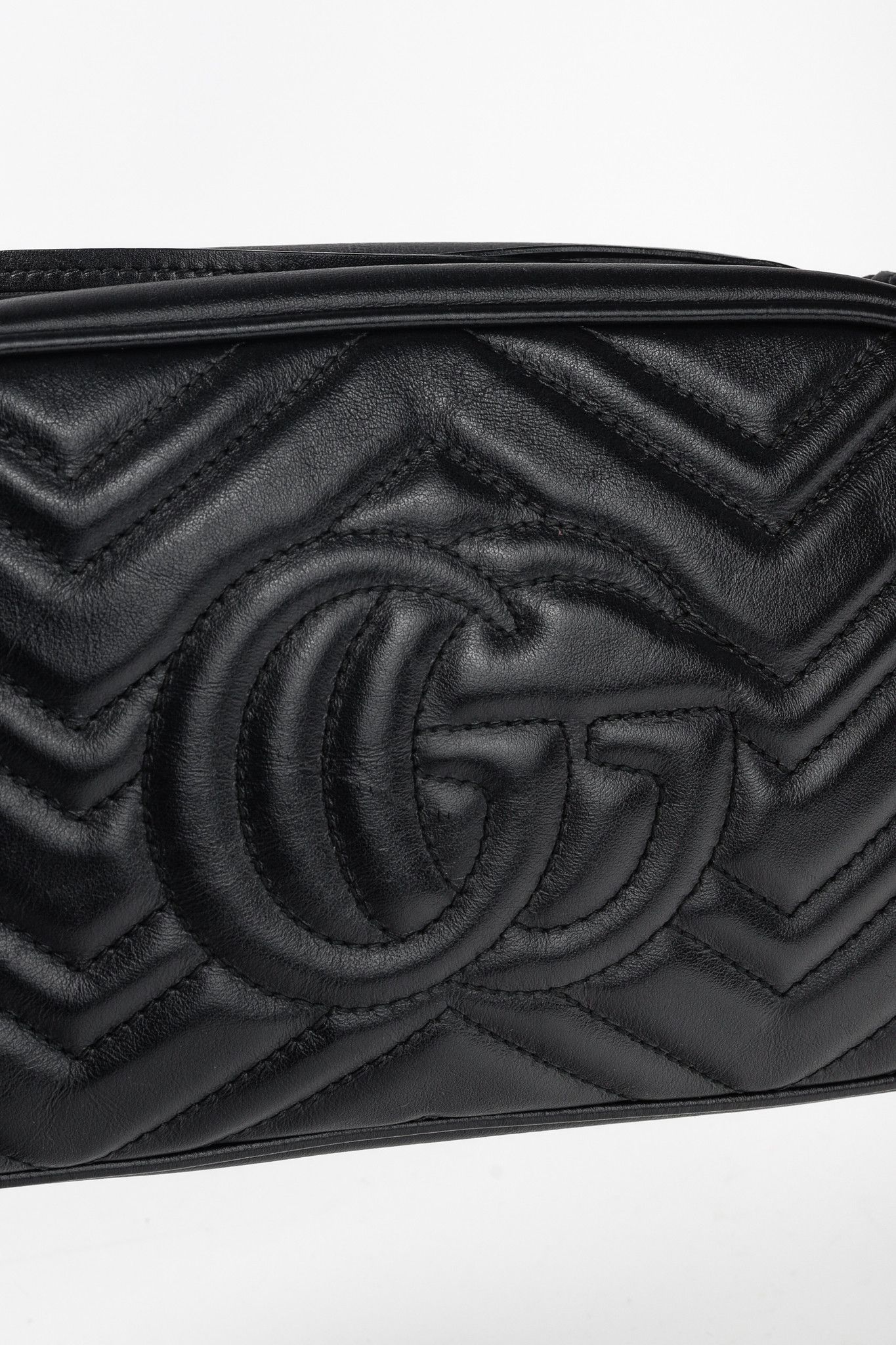 Gucci Gucci GG Marmont Black Matelassé Leather Small Camera Bag Size ONE SIZE - 9 Thumbnail