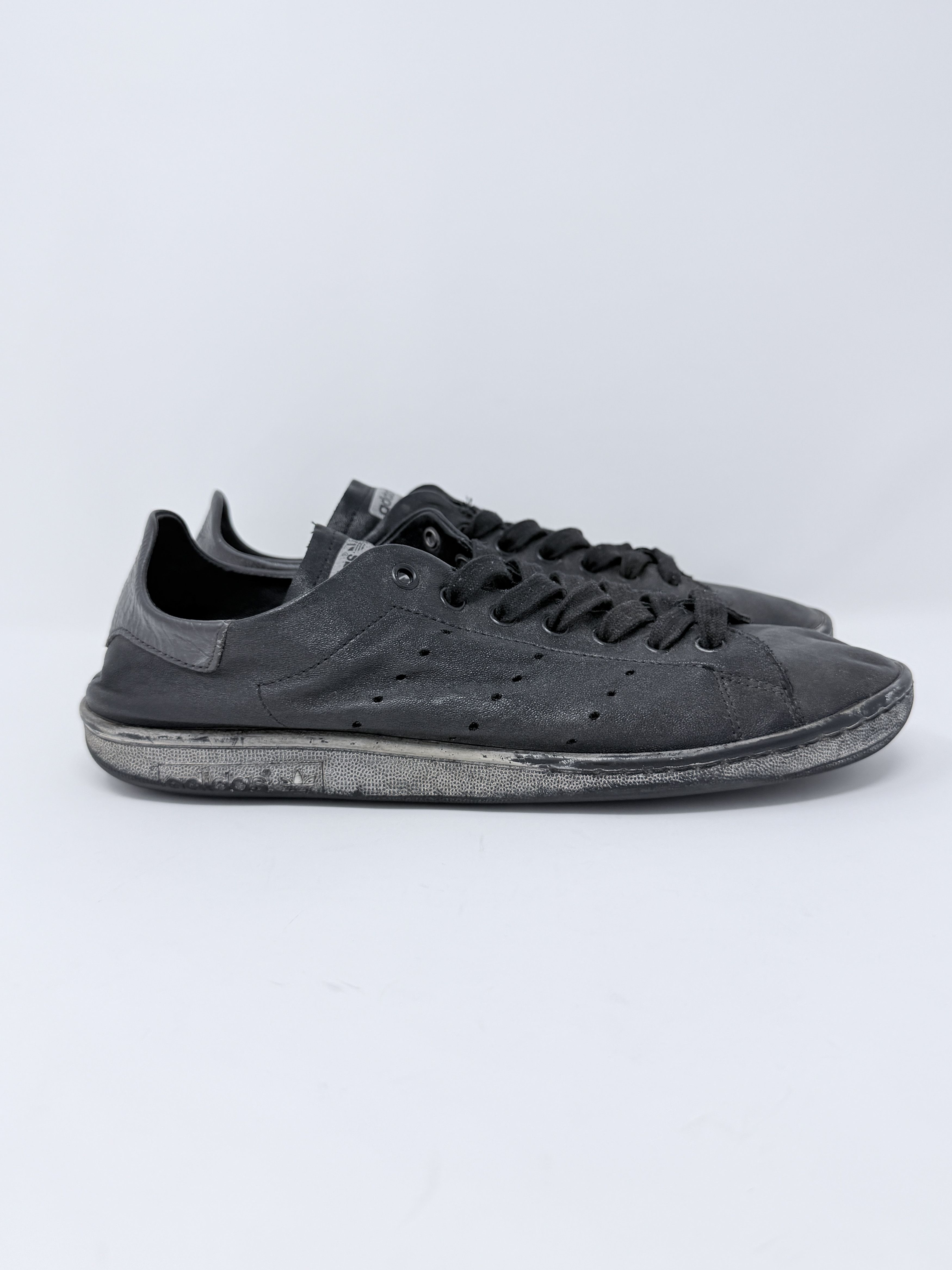 Adidas × Balenciaga Balenciaga adidas Stan Smith Black Distressed Size US 9 / EU 42 - 2 Thumbnail