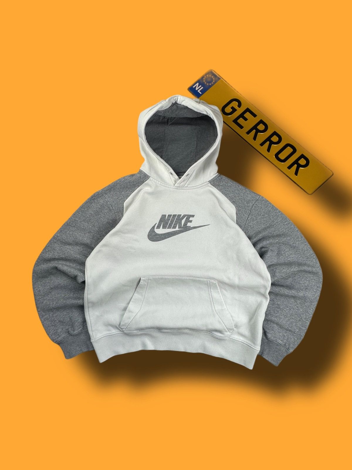Nike × Vintage NIKE VINTAGE CENTER LOGO OVERSIZE BOXY HOODIE Size US S / EU 44-46 / 1 - 1 Thumbnail