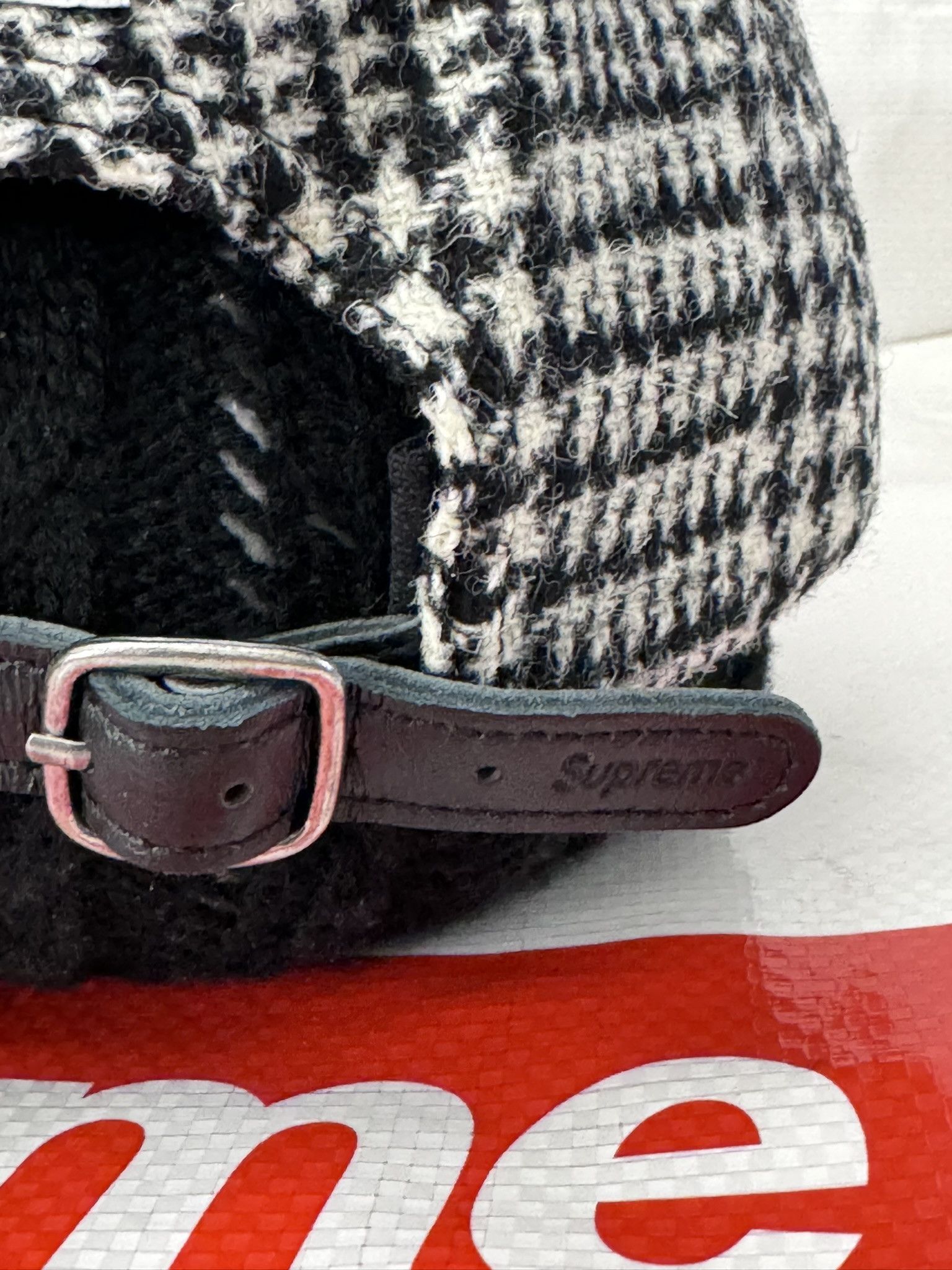 Supreme Harris Tweed Classic Logo 6-Panel Black Multi cap