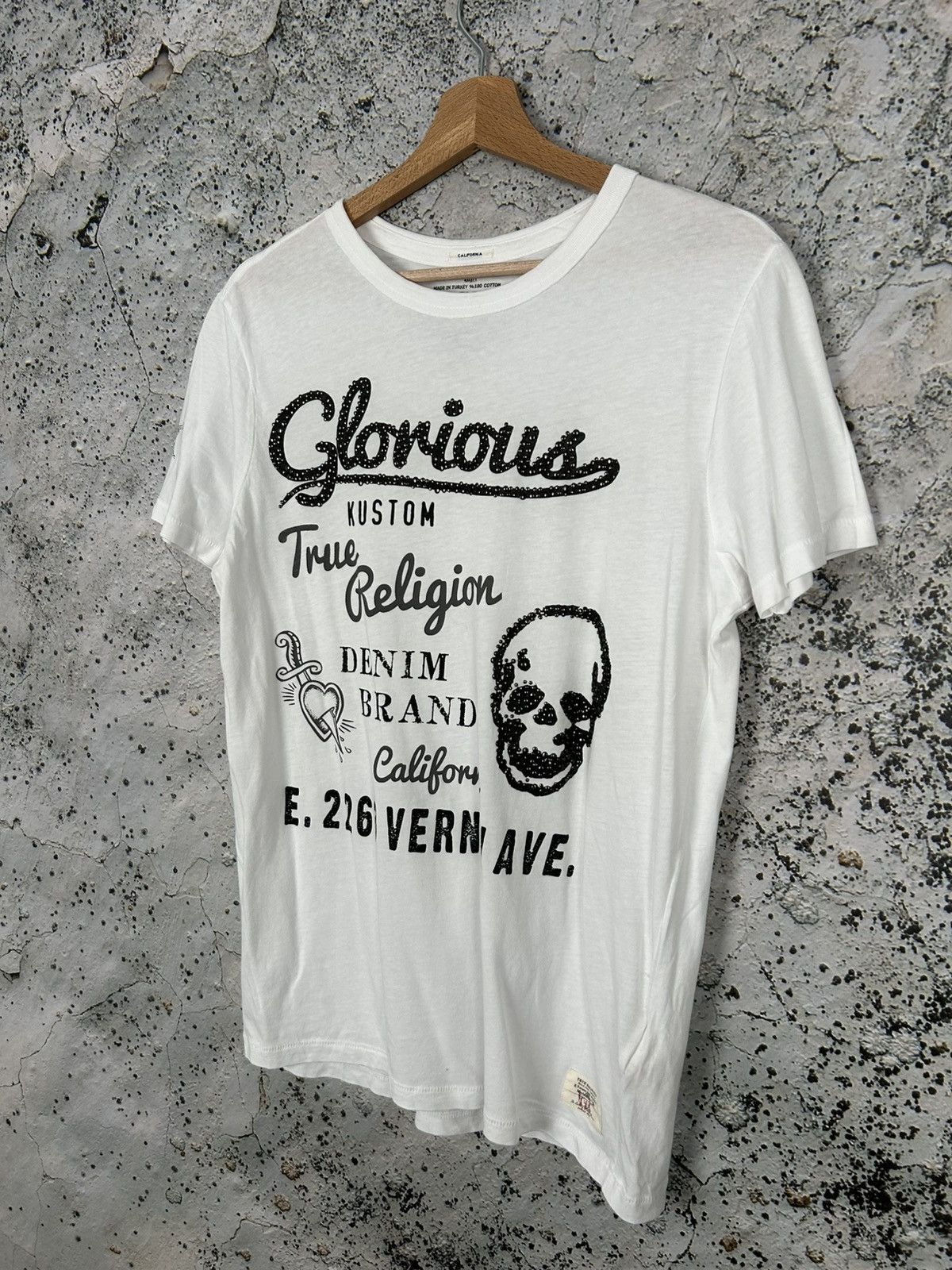 True Religion Vintage True Religion Y2K Graphic Tee Skate Punk Avant Garde Size US S / EU 44-46 / 1 - 2 Thumbnail