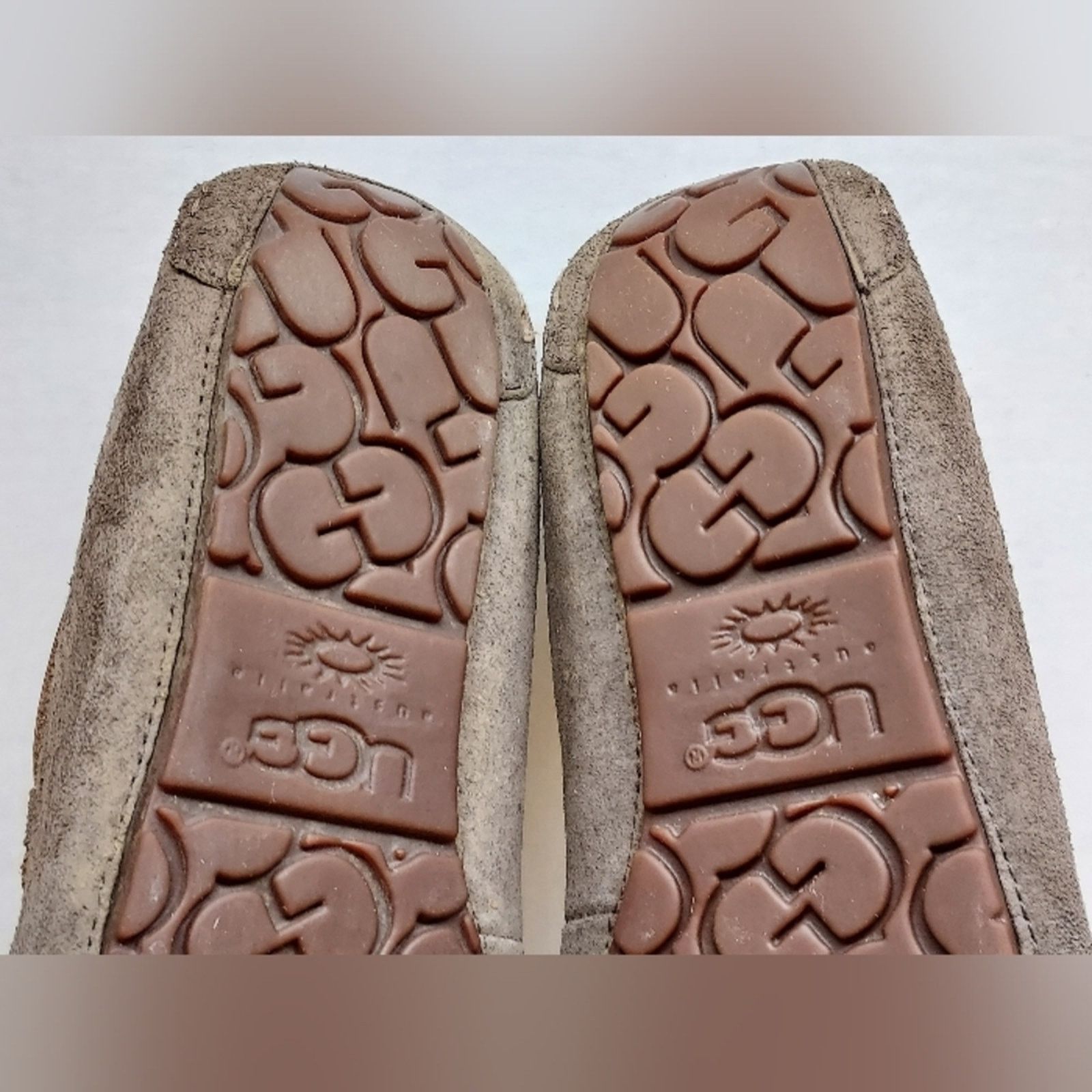 Ugg UGG Womens Brown Suede Dakota Slipper Shoes Size 9 Size US 9 / IT 39 - 11 Thumbnail