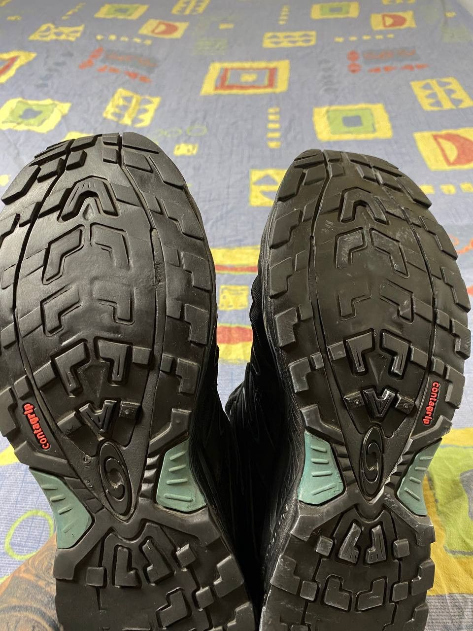 Salomon sneakers Gore-Tex outdoor water proof