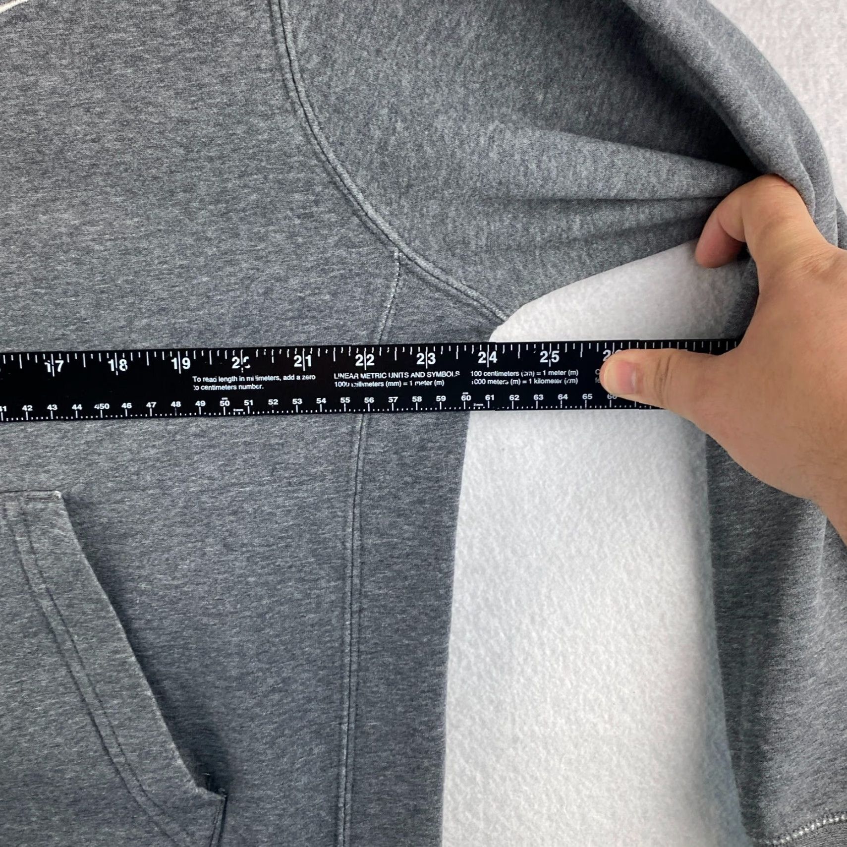 Nike Nike Hoodie Mens XL Gray Pullover Long Sleeve Embroidered Logo Fleece Size US XL / EU 56 / 4 - 6 Thumbnail