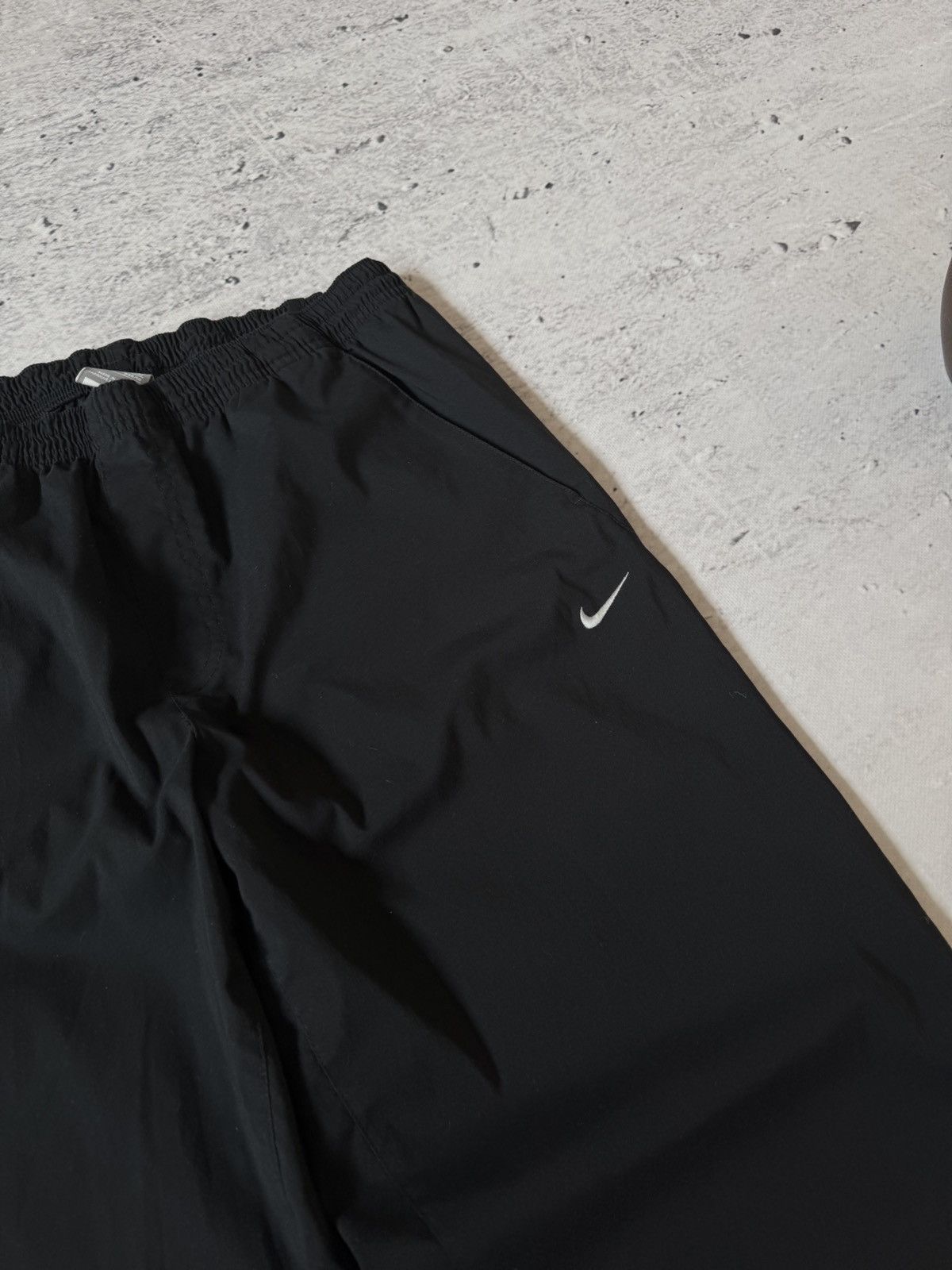 Nike × Vintage NIKE NYLON VINTAGE Y2K OVERSIZE BAGGY FIT PANTS SWEATPANTS Size US 32 / EU 48 - 3 Thumbnail