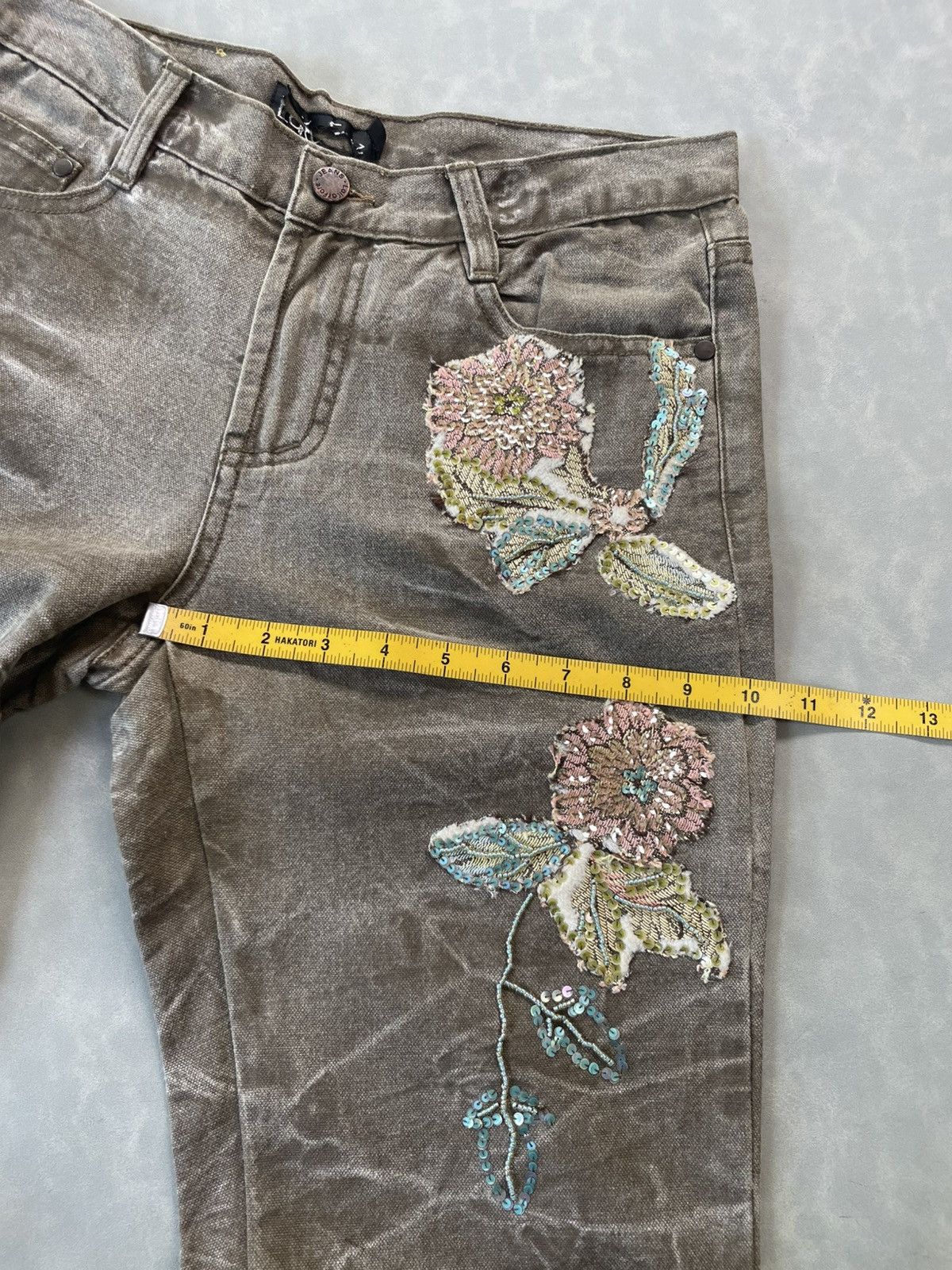 Japanese Brand 💥Y2k Crazy Whisker Flare💥 Japanese Brand Flower Embroidery Size US 31 - 15 Thumbnail