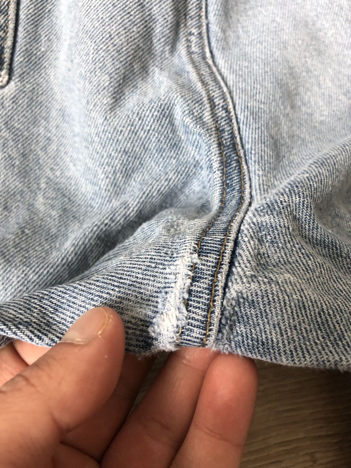 Carhartt × Carhartt Wip × Vintage Vintage Carhartt Thrashed Distressed Light Wash Denim Jeans Size US 36 / EU 52 - 8 Thumbnail