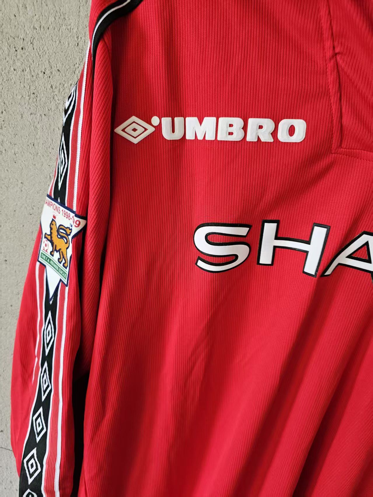 Other 1998 MUFC 20 Solskjaer Jersey Home Longsleeve Size US L / EU 52-54 / 3 - 3 Thumbnail