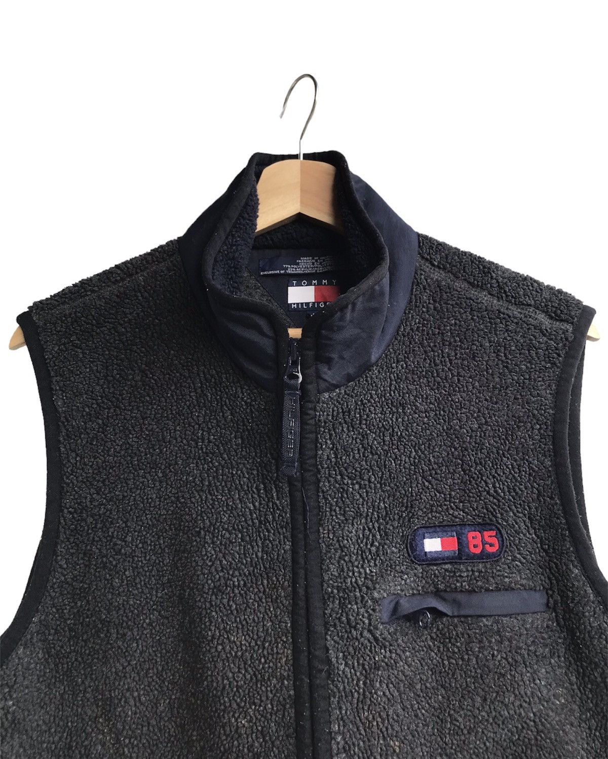 Tommy Hilfiger Vintage 90’s Tommy Hilfiger Deep Pile Fleece Vest Size US M / EU 48-50 / 2 - 4 Thumbnail