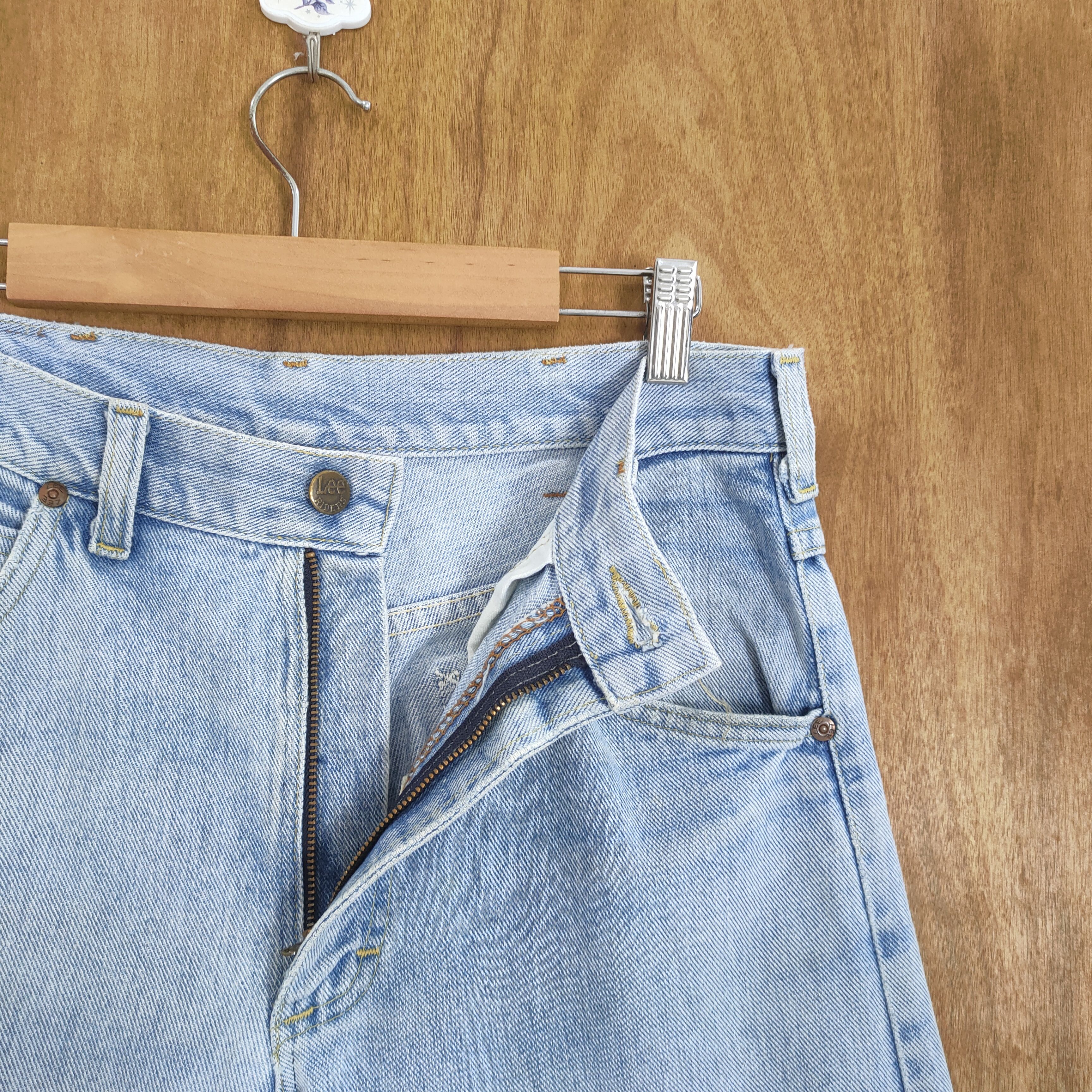 Vintage VINTAGE LEE USA LIGHT BLUE DISTRESSED JEANS PANTS Size US 32 / EU 48 - 13 Thumbnail