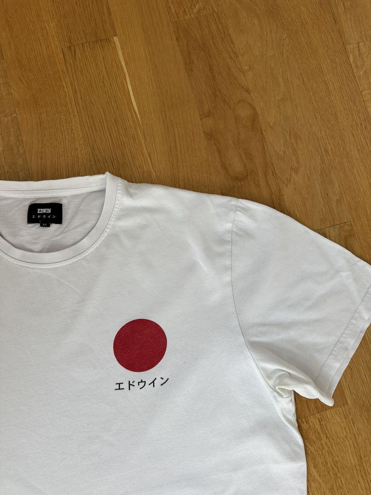Edwin Vintage Edwin Sun Set T-shirt Logo Men M Size White Size US M / EU 48-50 / 2 - 8 Thumbnail