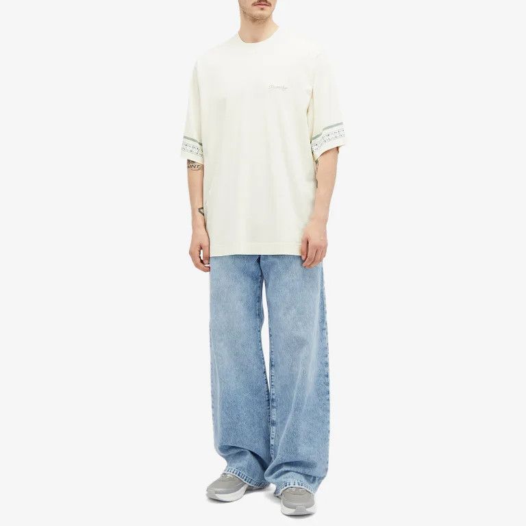 Givenchy o1w1db10325 New Studio Fit T-Shirt in Ivory Size US S / EU 44-46 / 1 - 5 Thumbnail