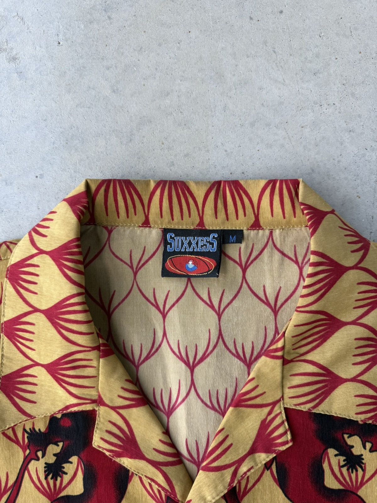 Vintage Vintage Y2K Dragon Short Aop Sleeve Button Up Size US M / EU 48-50 / 2 - 4 Thumbnail