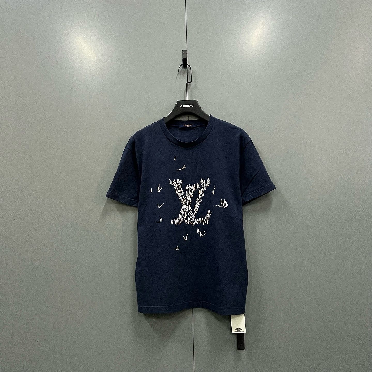 Louis Vuitton × Virgil Abloh SS23 Menswear Fashion Show Not Home T 