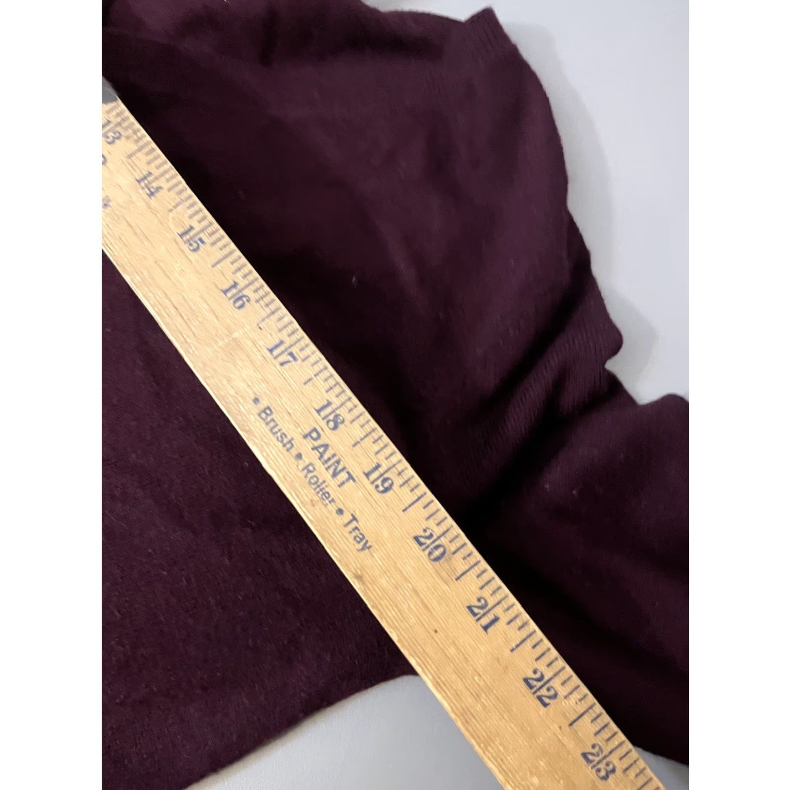 French Connection VINTAGE French Connection Women's Maroon Sweater Size Medium Acrylic Blend V Neck Size M / US 6-8 / IT 42-44 - 6 Thumbnail