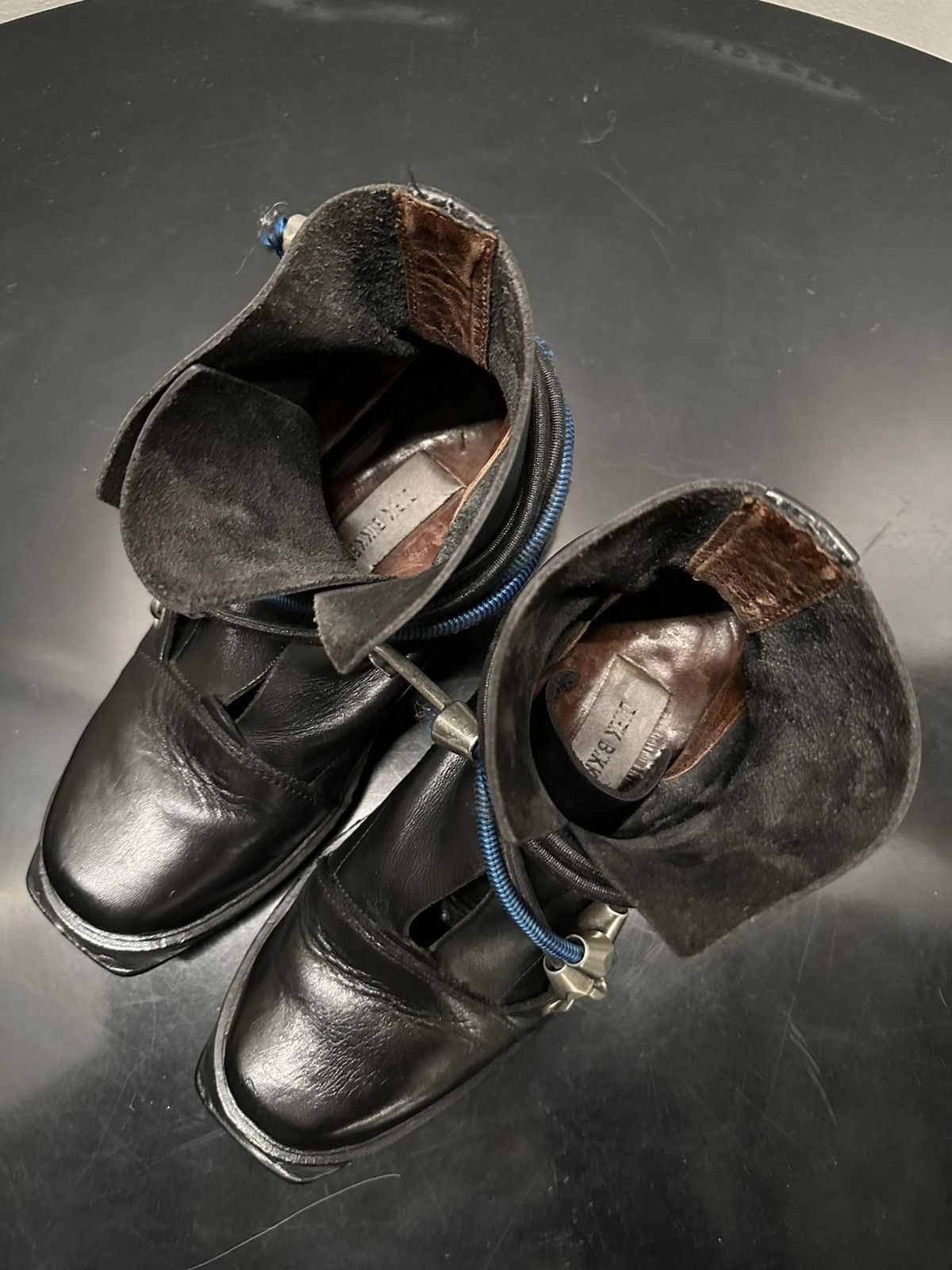 Dirk Bikkembergs Dirk Bikkembergs Black Bungee Cord Metal Heel Leather boots Size US 9 / EU 42 - 9 Thumbnail