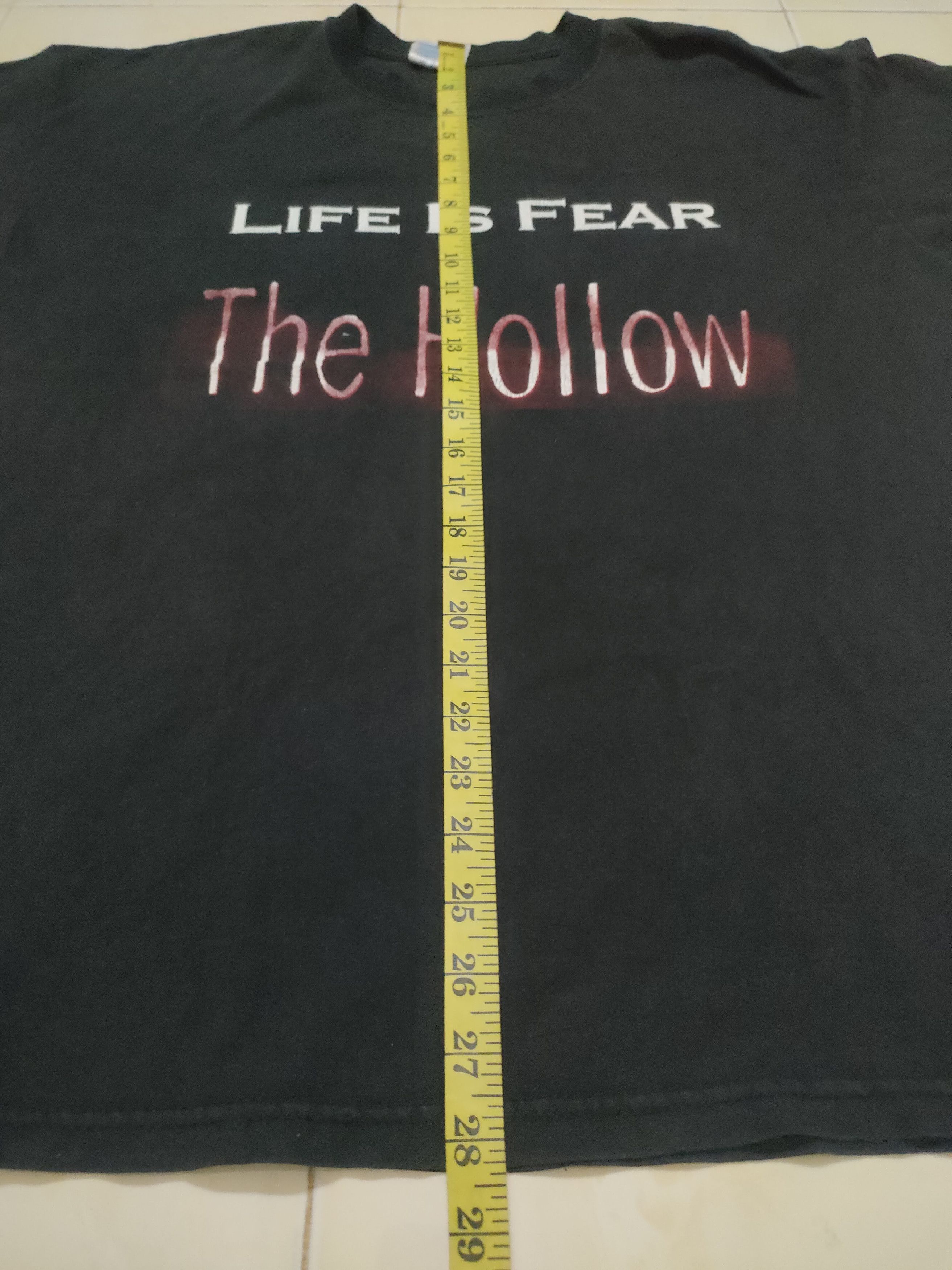 Vintage Vintage Horror Movie The Hollow T-Shirt Size US XL / EU 56 / 4 - 5 Thumbnail