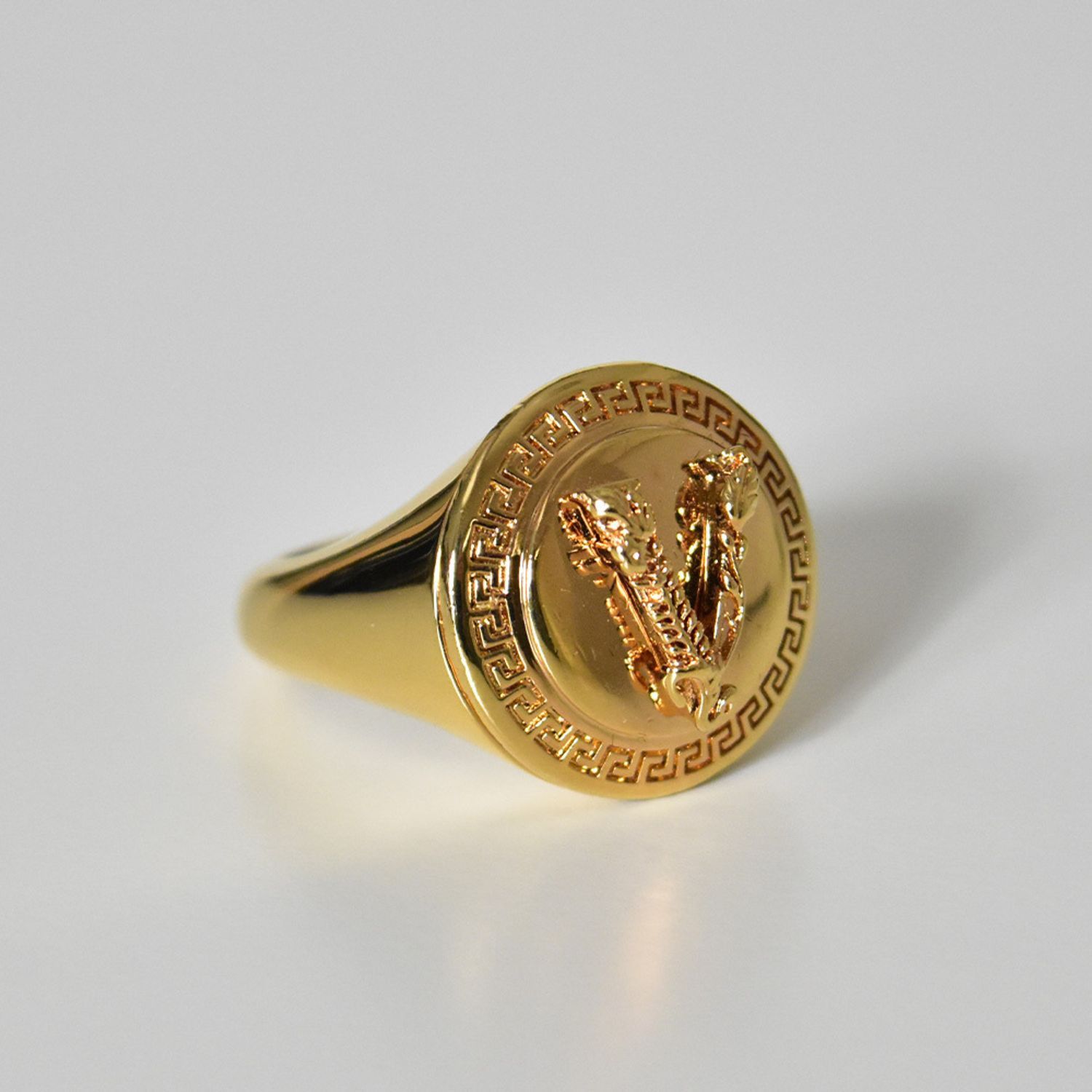 Versace VERSACE Virtus gold tone V logo metal ring 8.5 US / 19 Size ONE SIZE - 1 Thumbnail