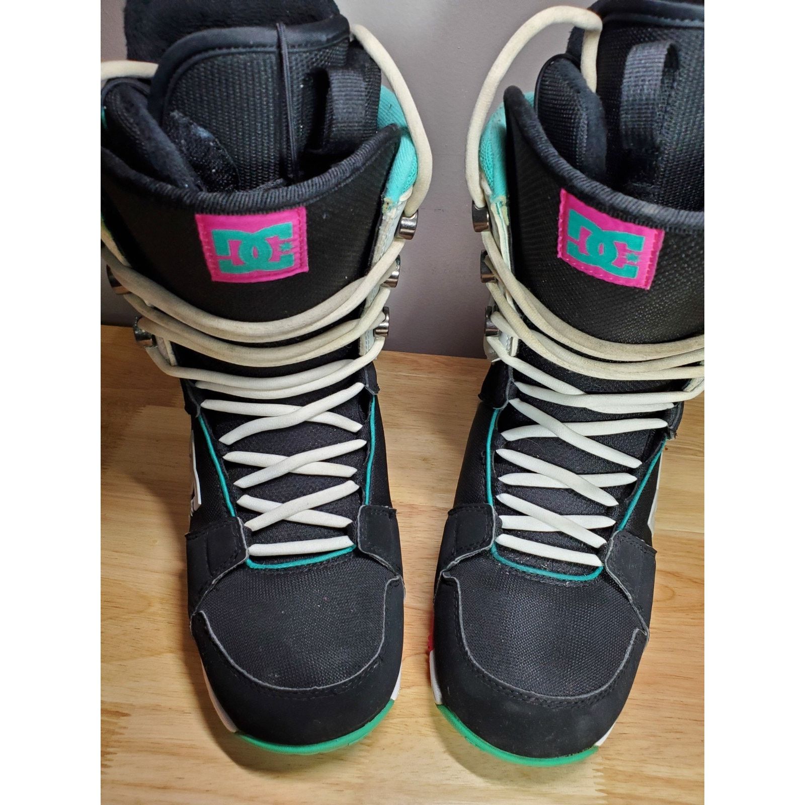 DC RARE DC Shoes Women's MISTY 2012 Snow Boots Snowboard Ski Size US 8.5 / IT 38.5 - 11 Thumbnail
